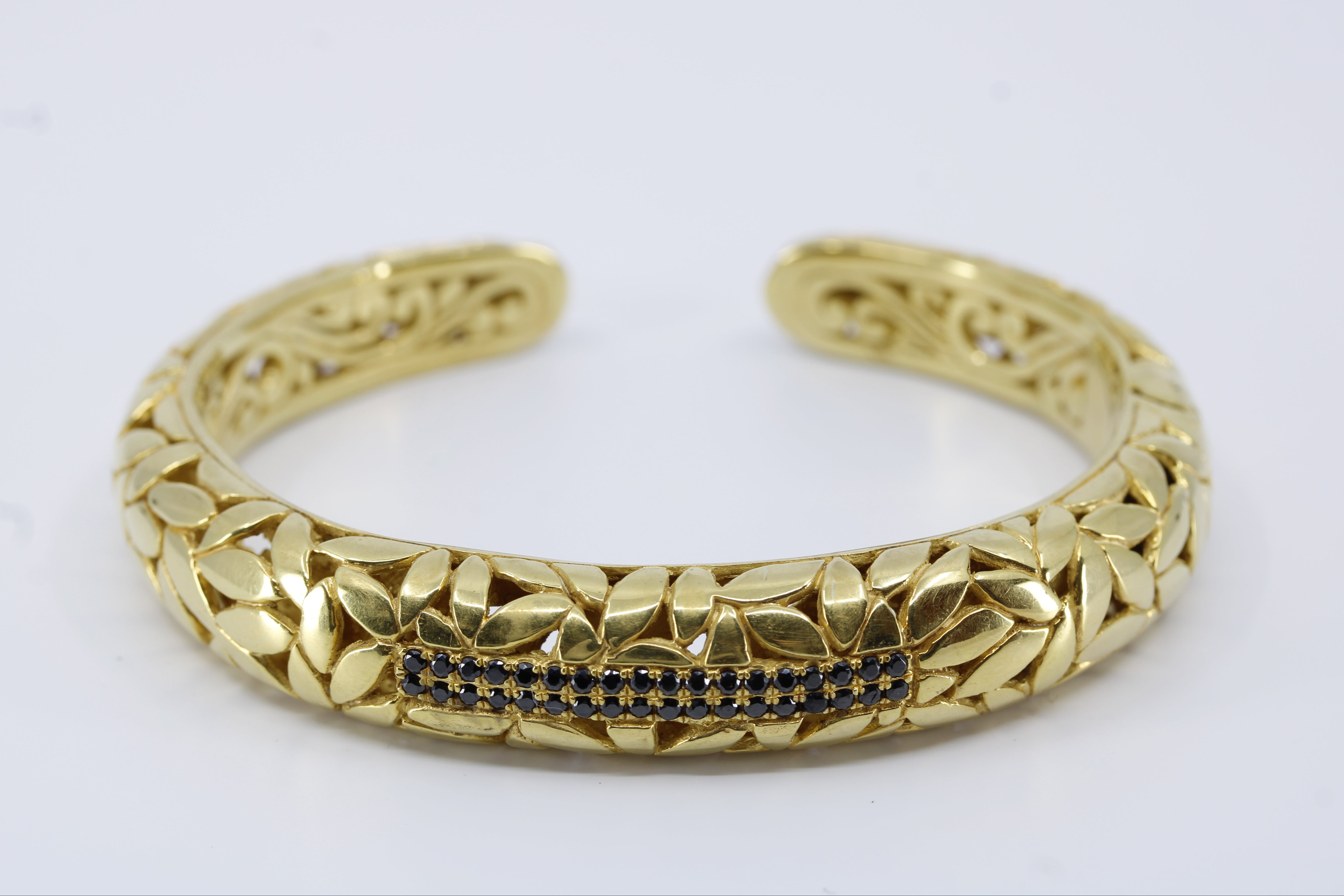 RAVENNA 18K Gold Vermeil Carved Cuff Bracelet with Black Spinel