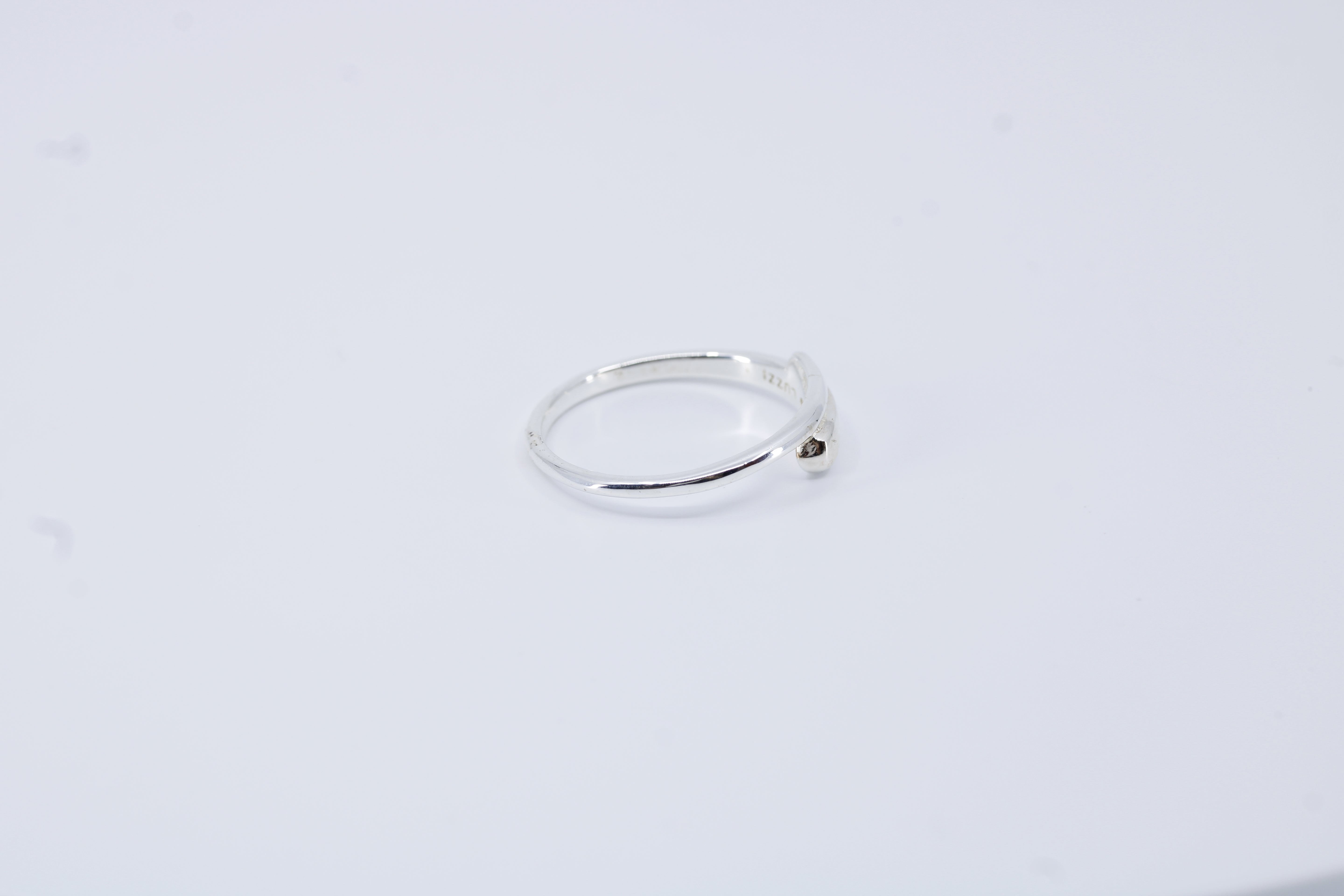 Linea Overlap Bar Band
