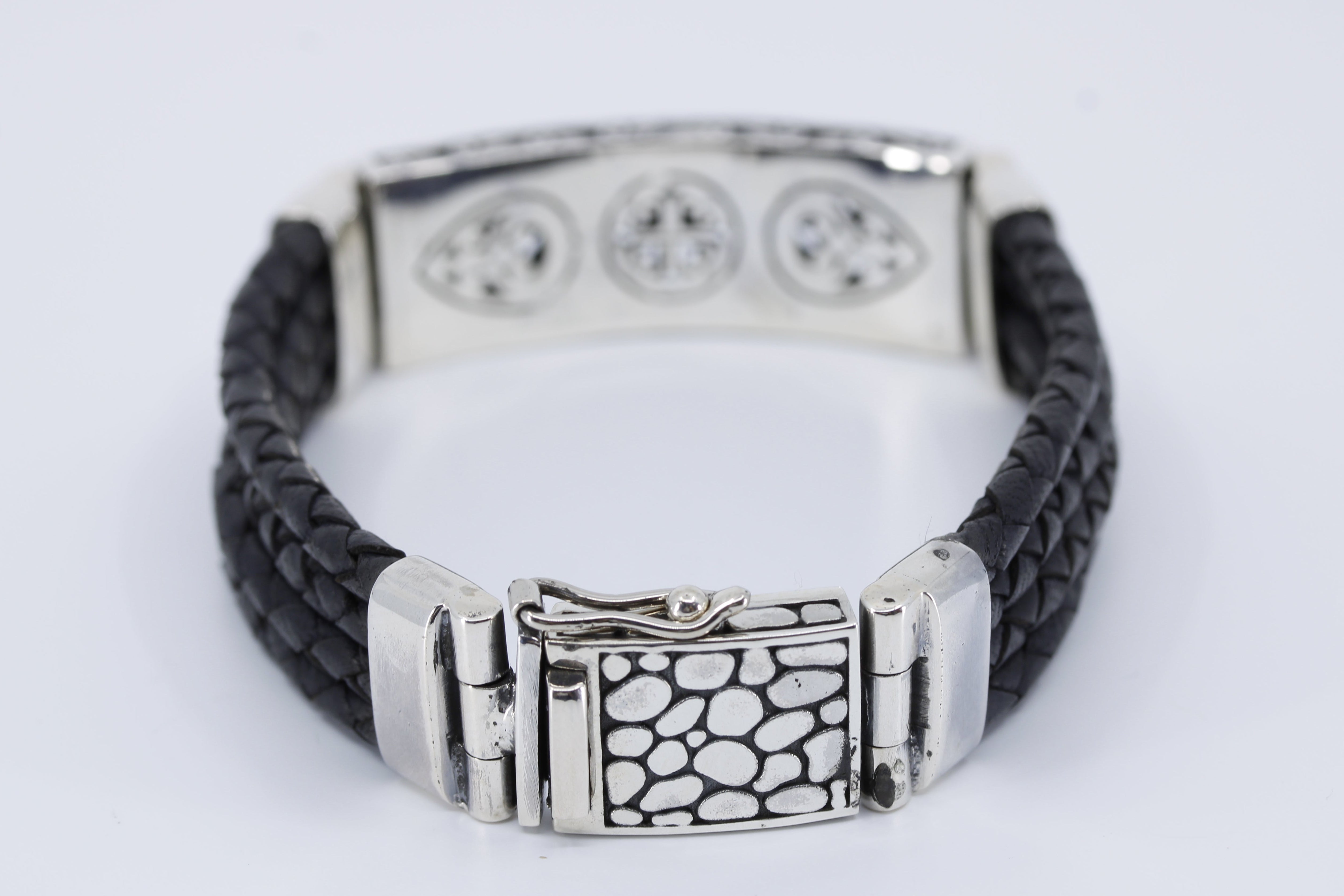 NOVA Sculpted Bar Black Leather Bracelet