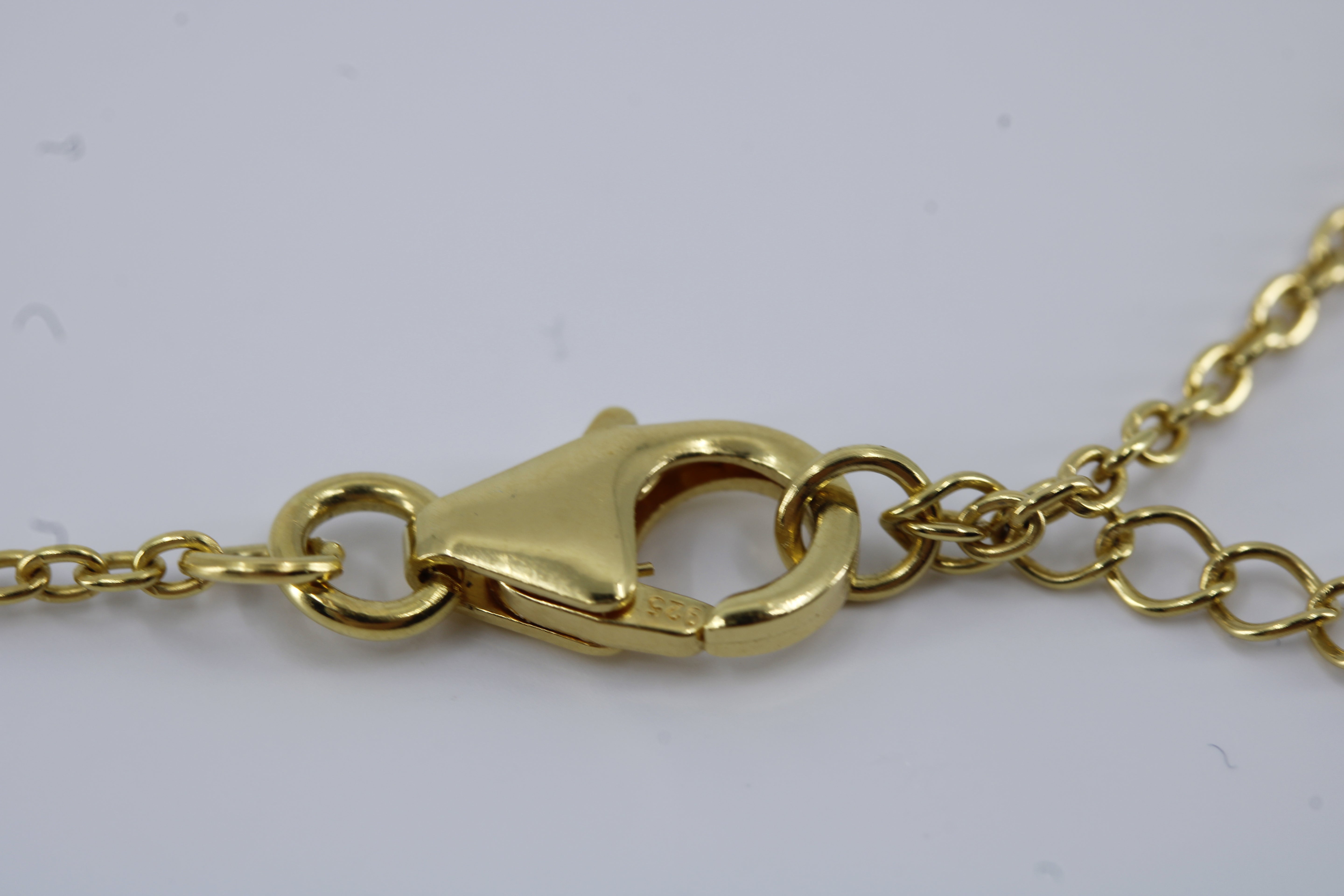 Linea Sculpture Pendant Necklace