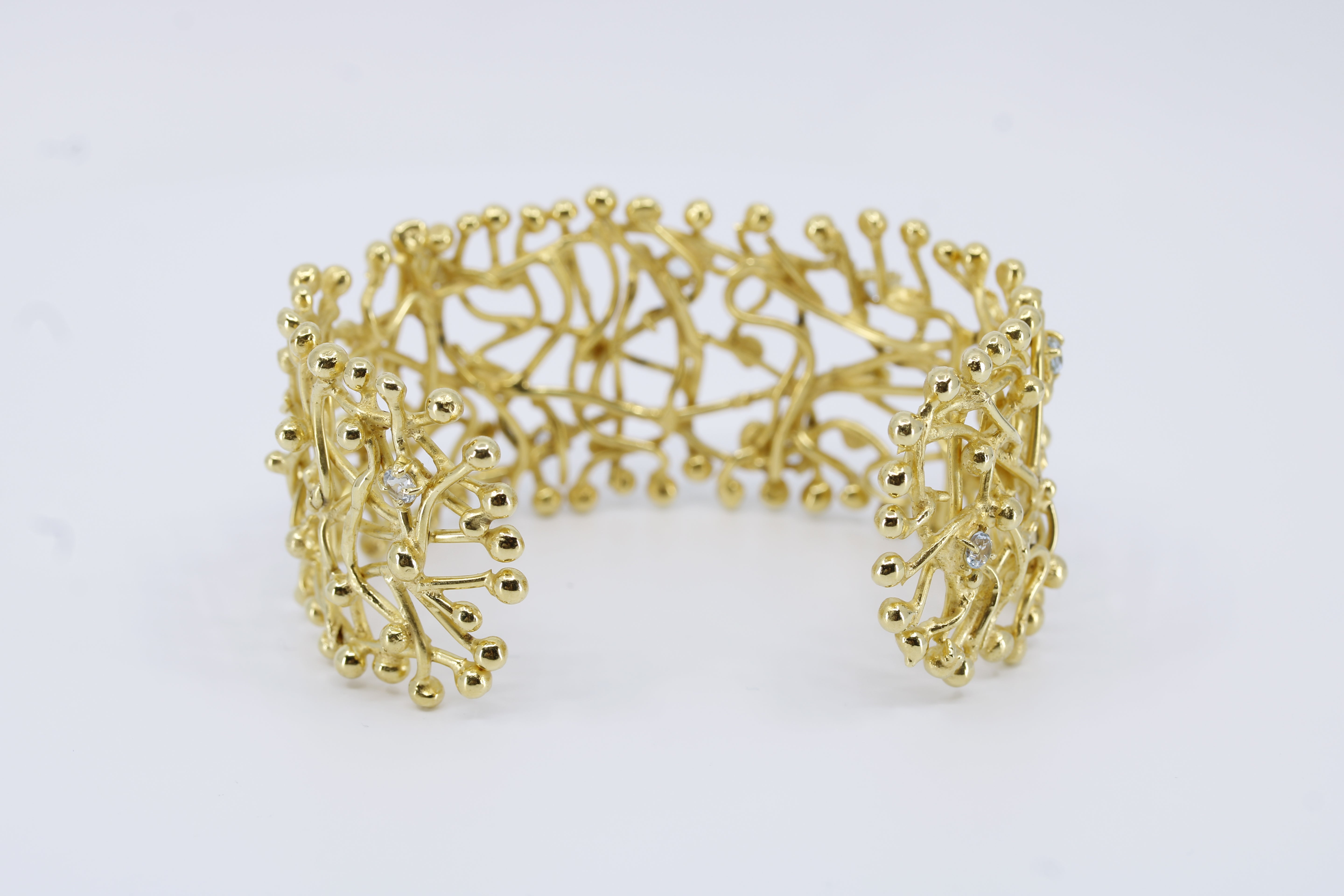 MAREA Cuff Bracelet with Topaz