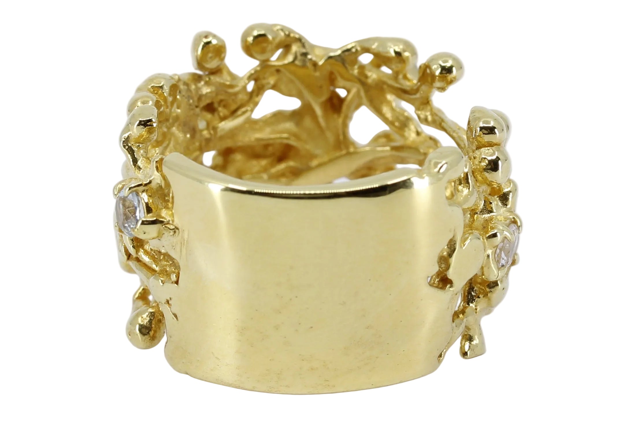 NURAI Band Ring with Topaz