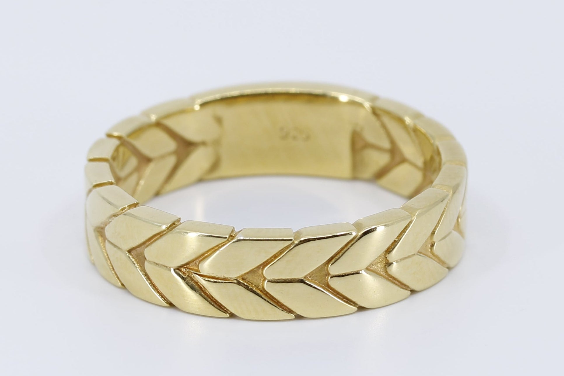 SAAR 18K Gold Vermeil Chevron Ring