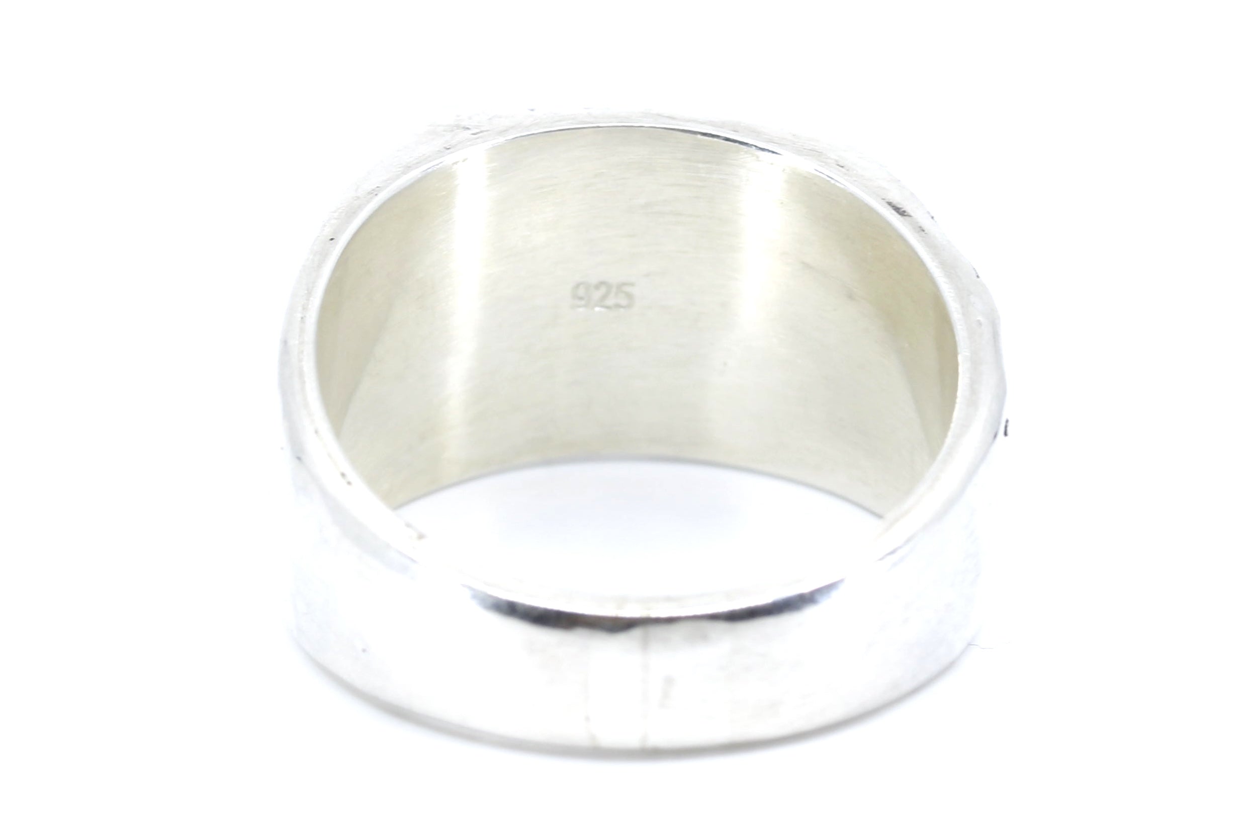 JAYA Signet Ring with Black Crystal