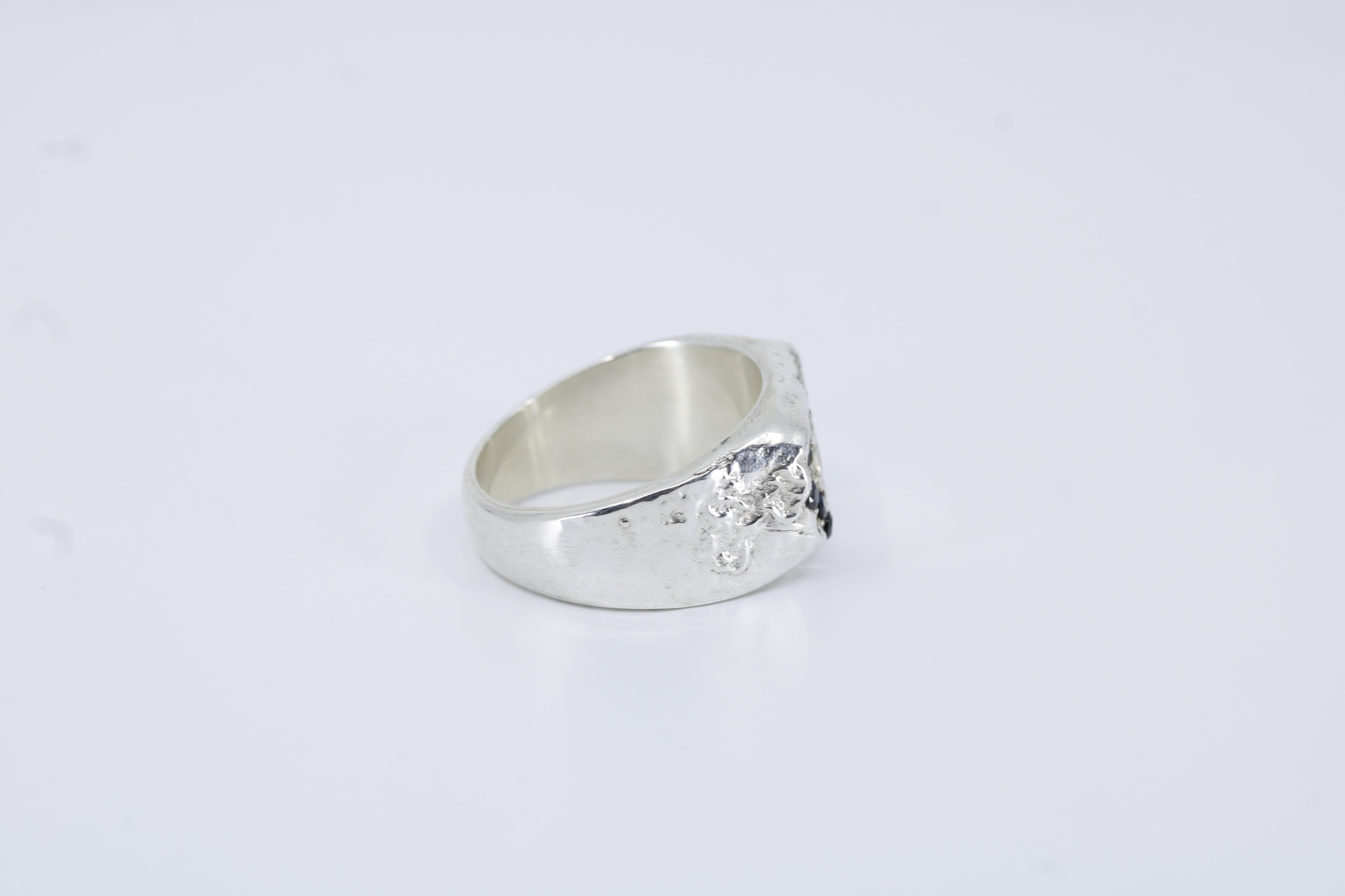 AL CANAL Signet Ring with Black Crystal