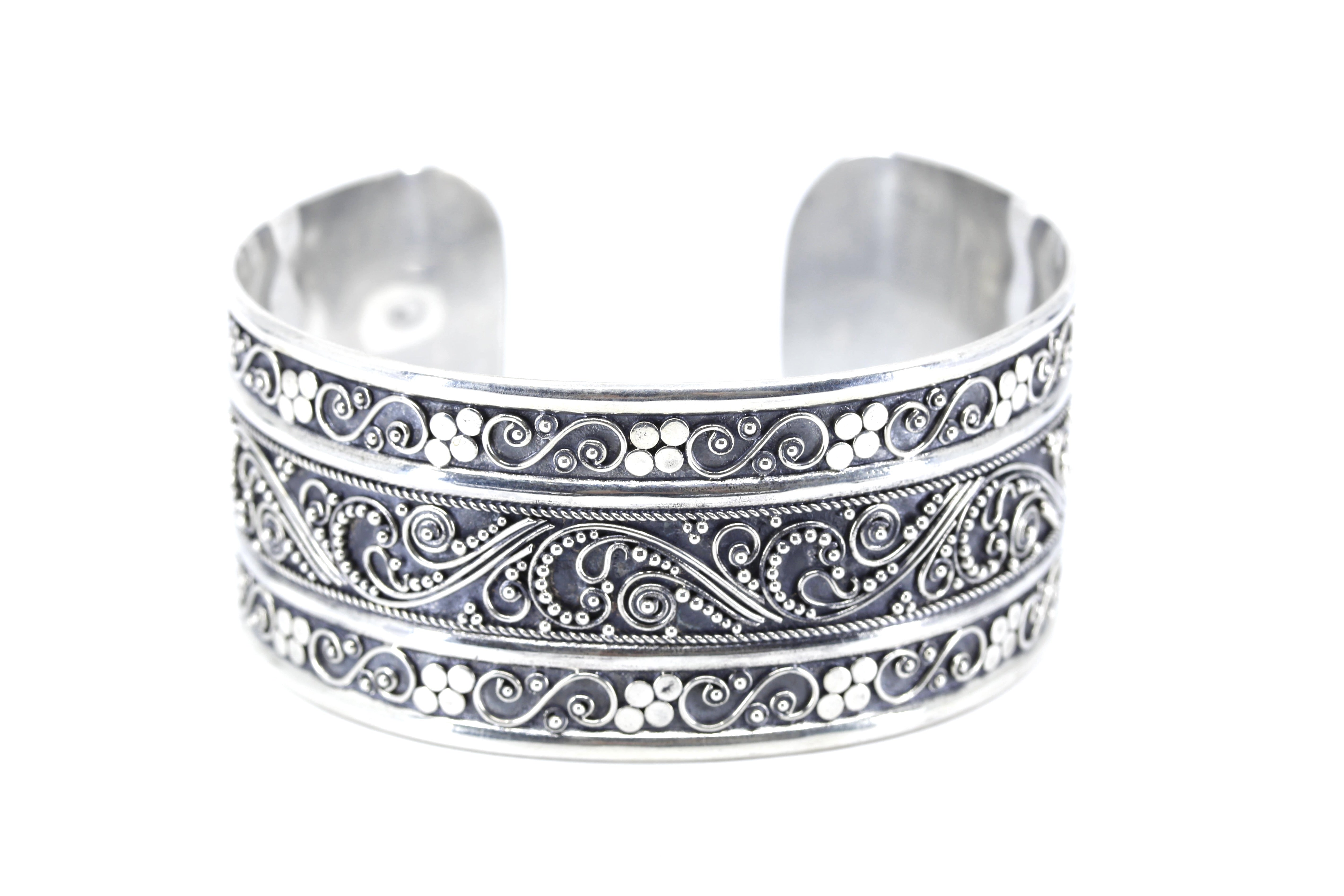 RAVENNA Engraved Cuff Bracelet