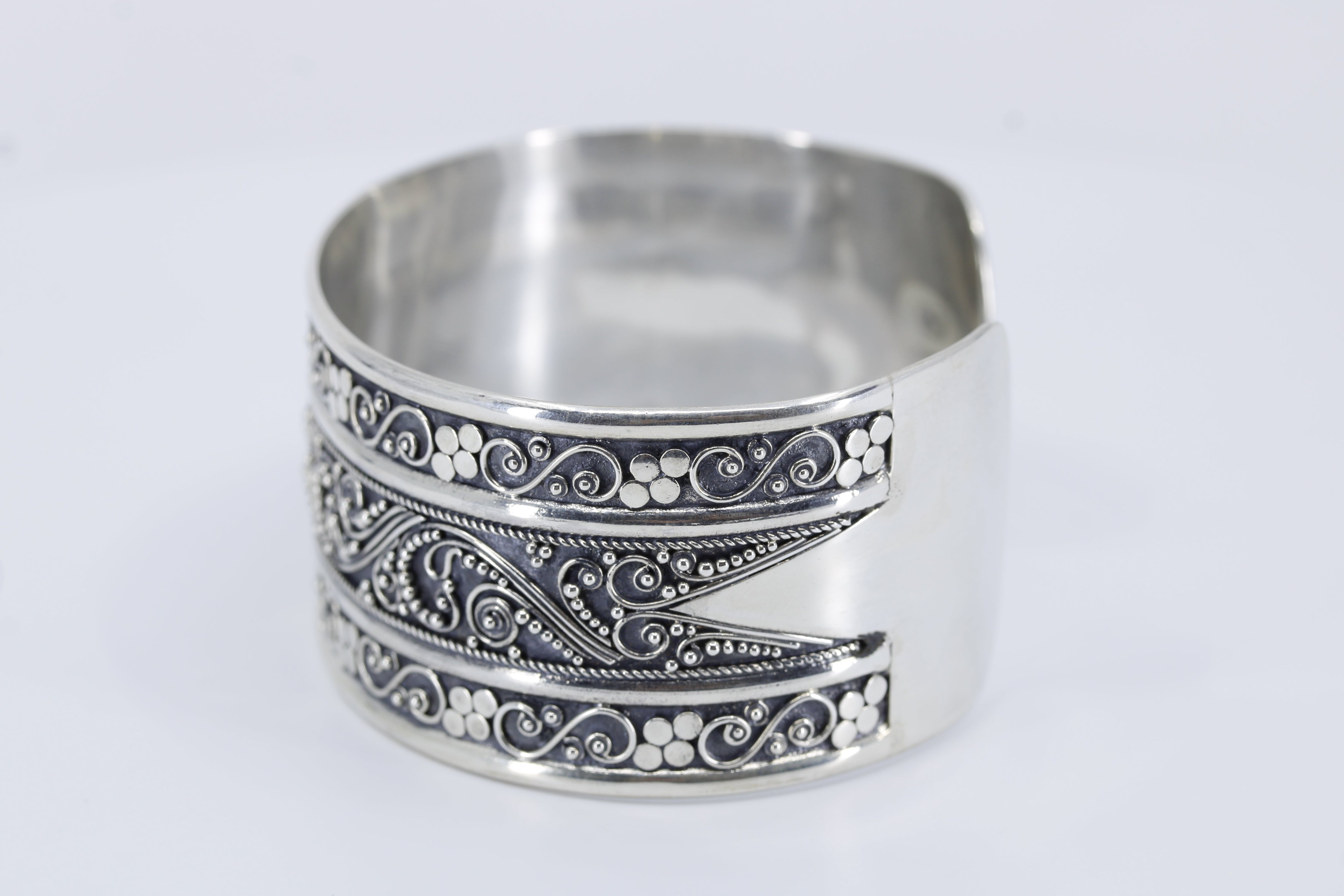 RAVENNA Engraved Cuff Bracelet