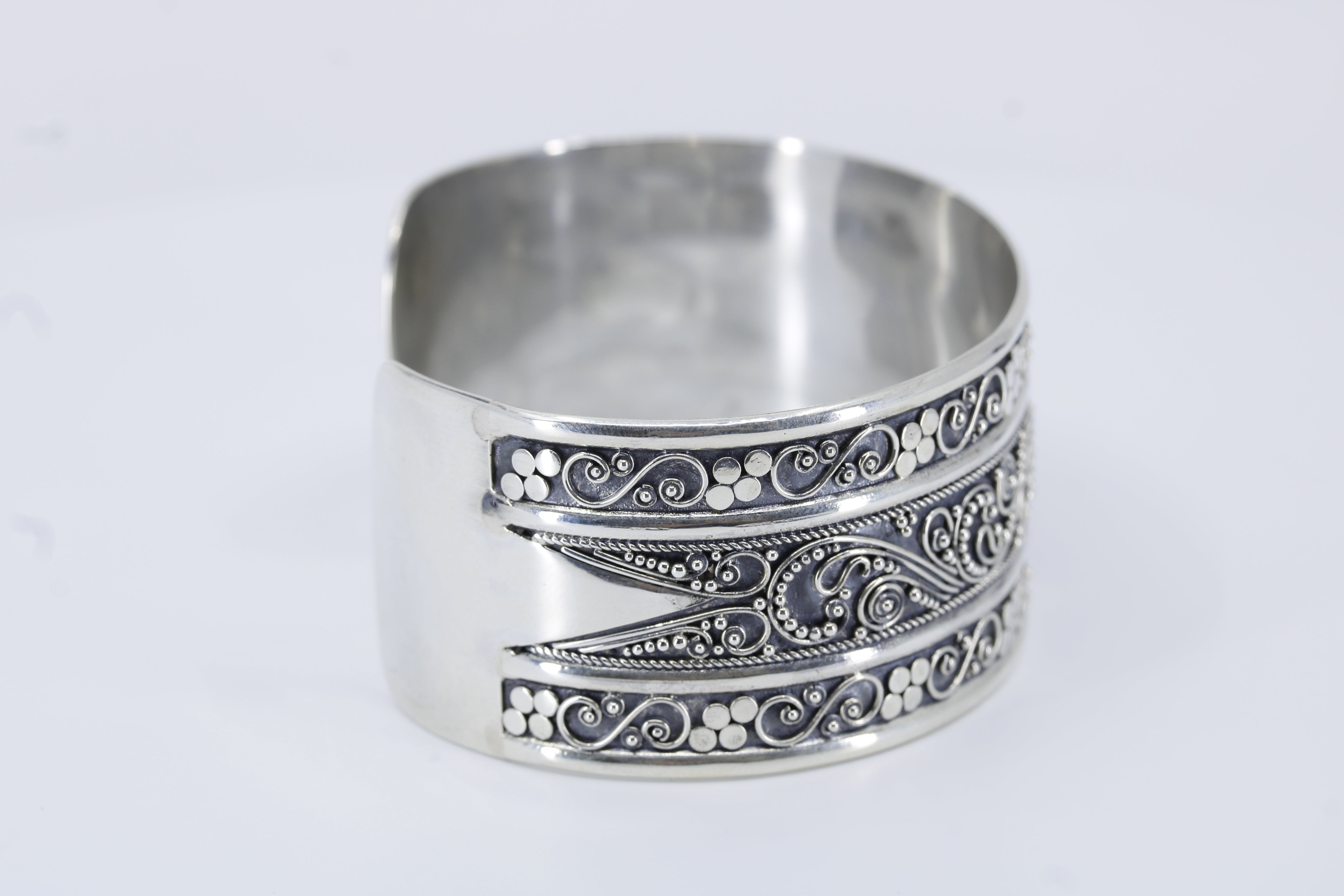 RAVENNA Engraved Cuff Bracelet