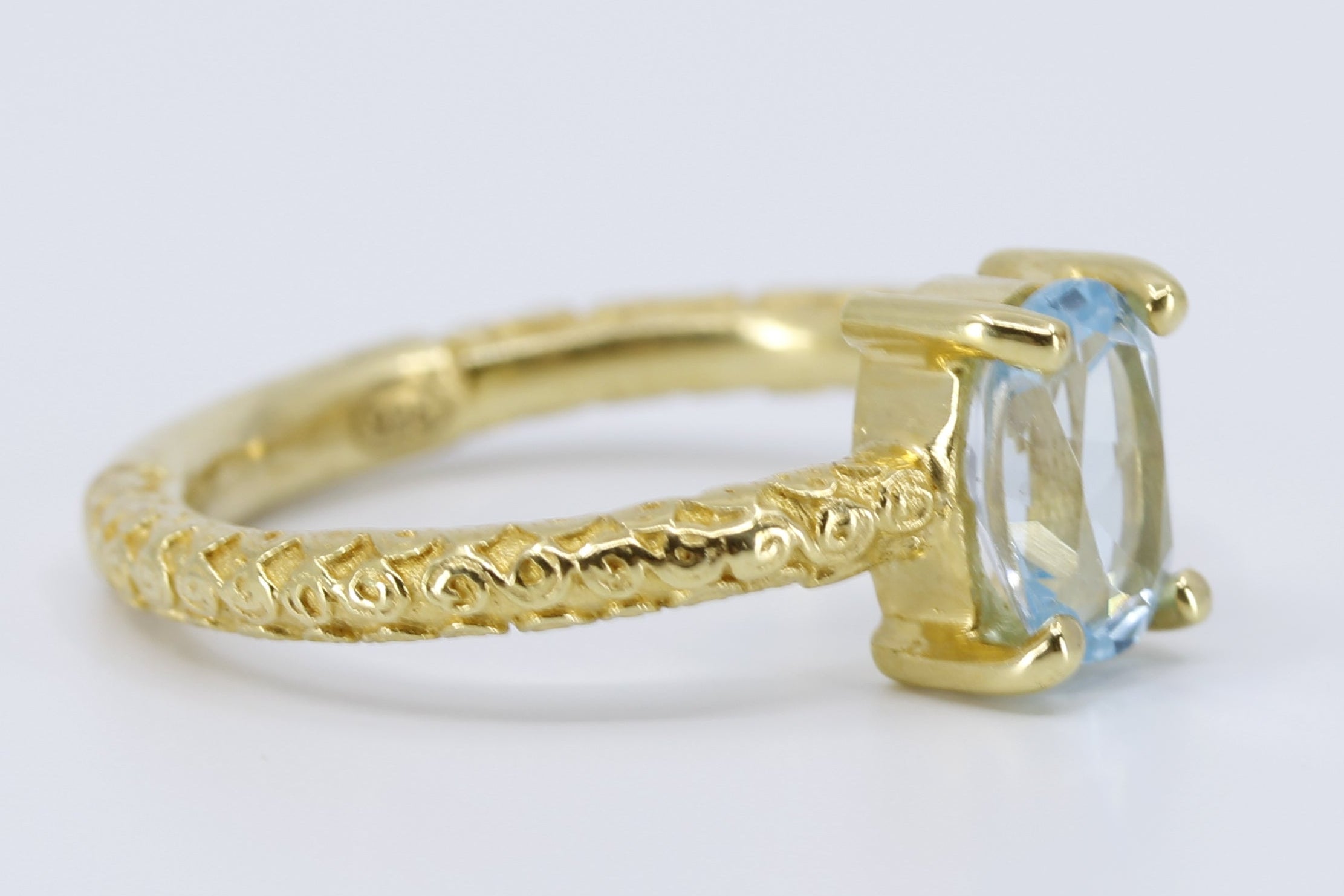 AURORA Solitaire Ring with Blue Topaz