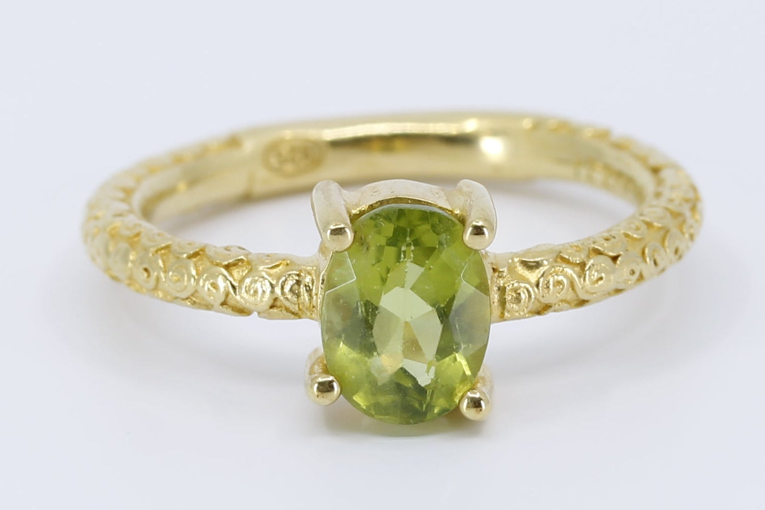 Il Gattopardo Solitaire Ring with Green Amethyst