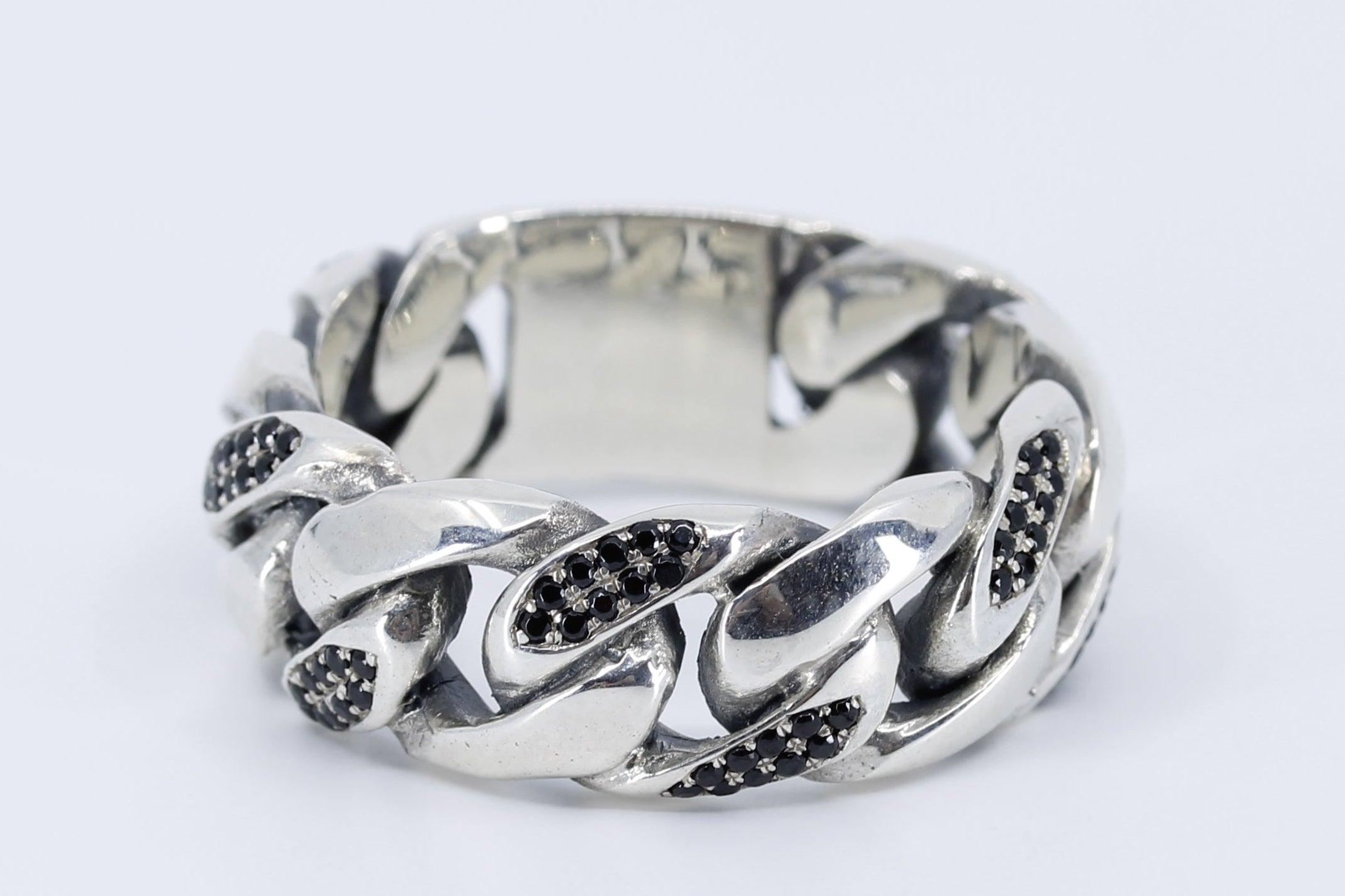 SAAR Black Spinel Curb Chain Ring