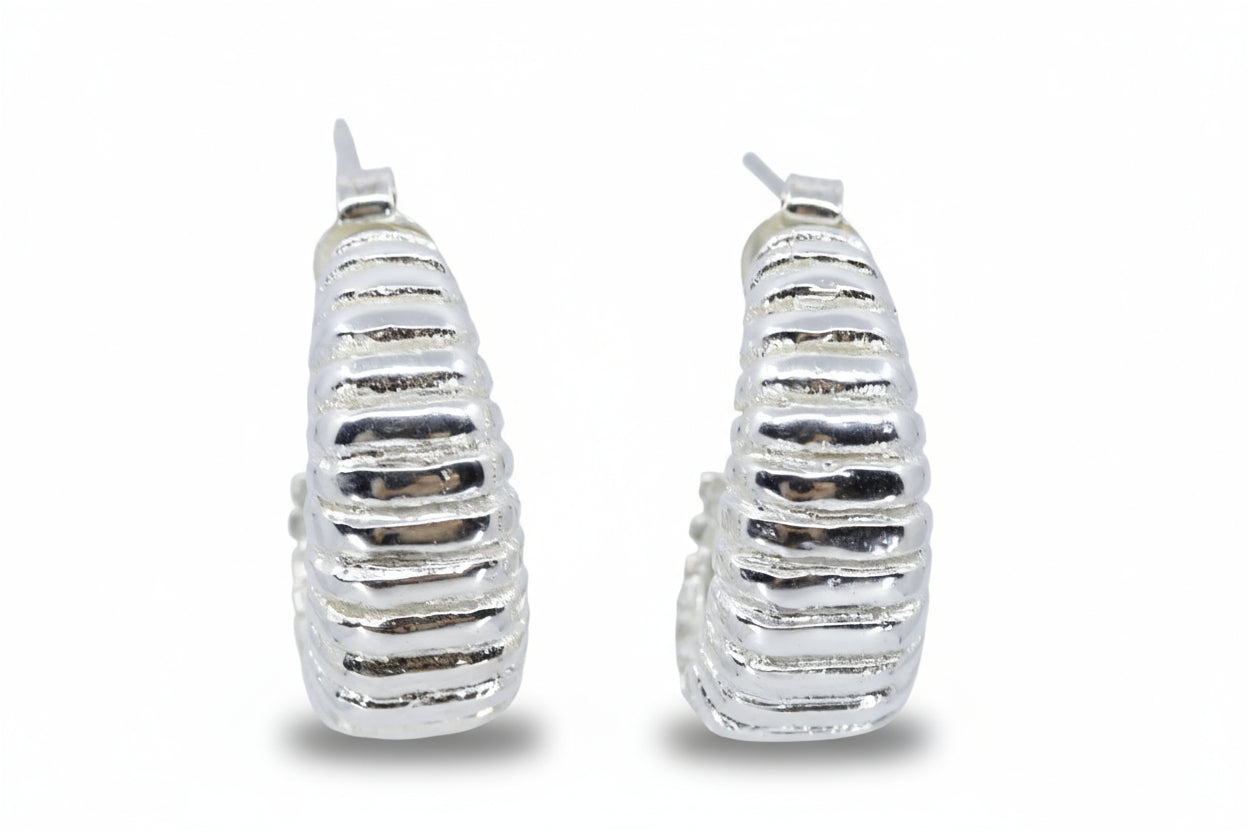 ASCENT Ribbed Hoop Earrings