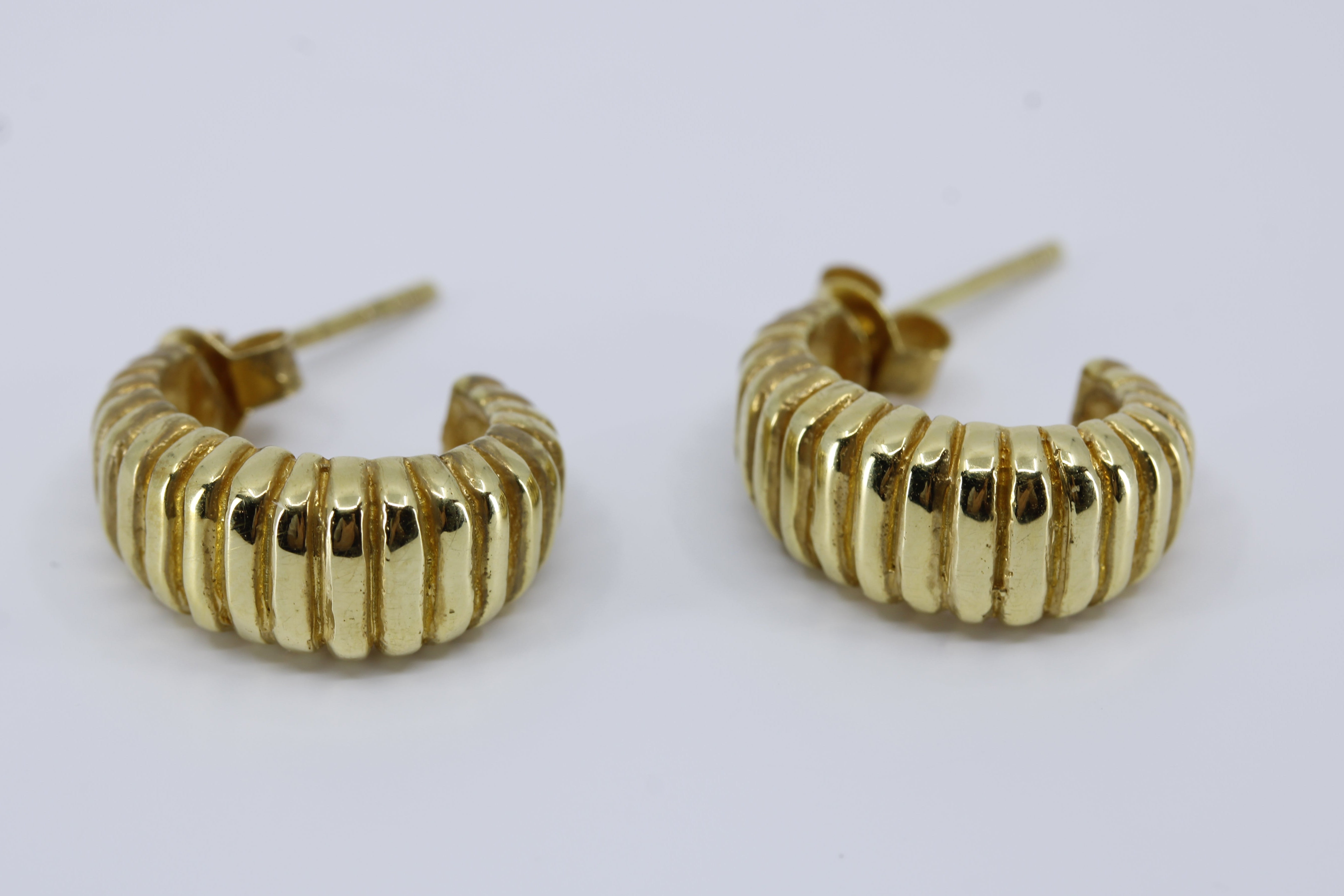 ASCENT 18K Gold Vermeil Ribbed Hoop Earrings