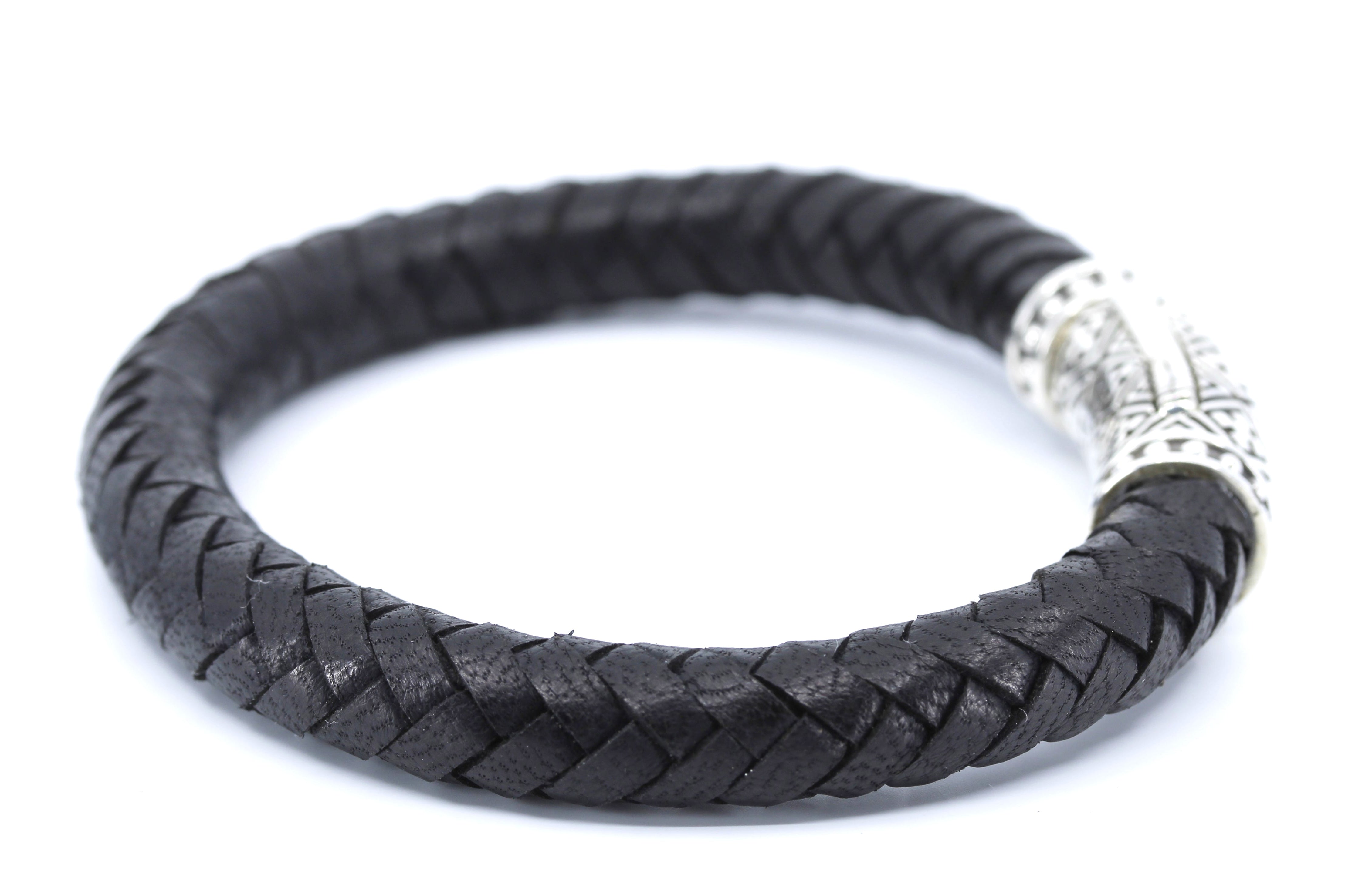 NOVA Braided Leather Bracelet with Lattice Barrel
