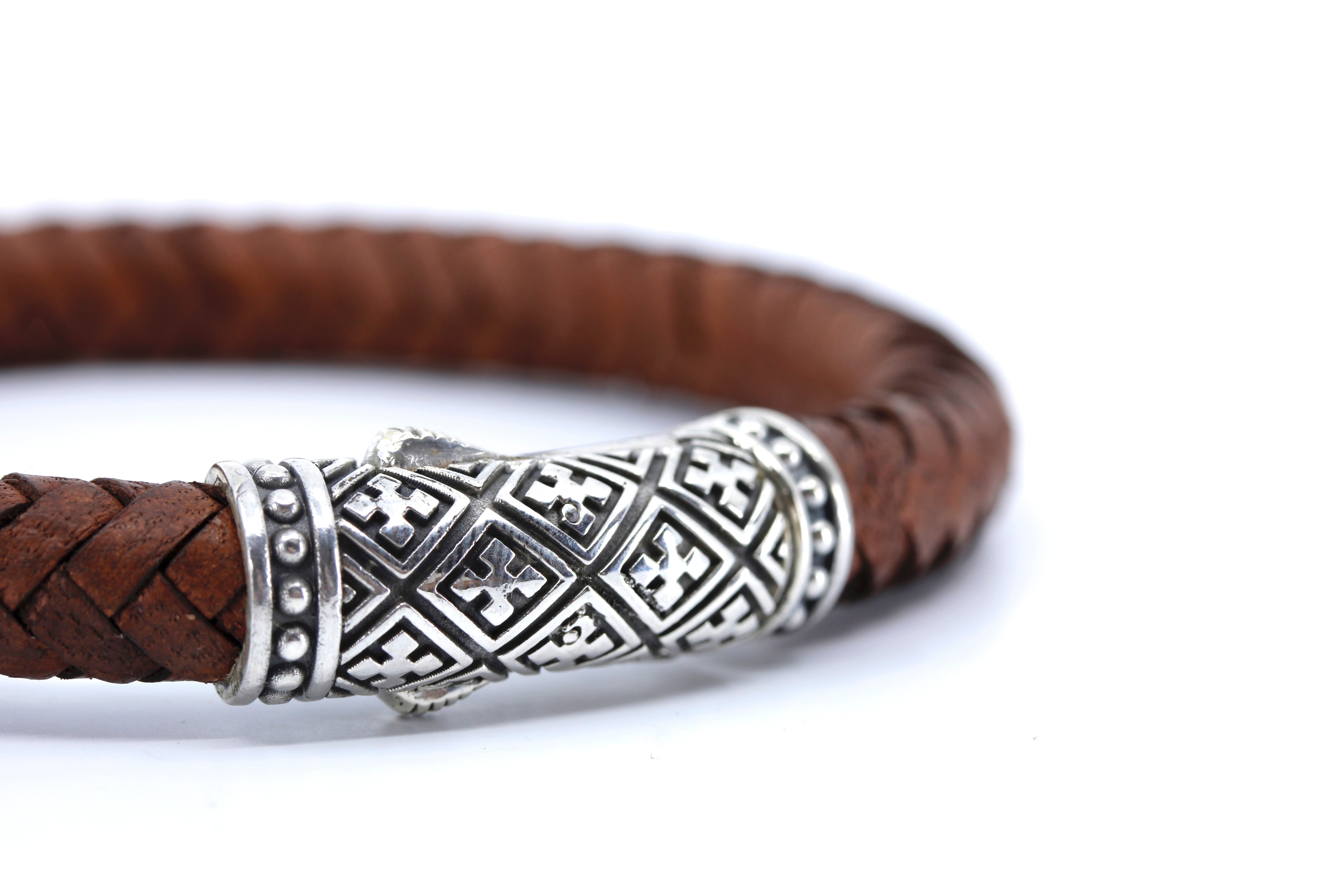 NOVA Braided Leather Bracelet with Lattice Barrel
