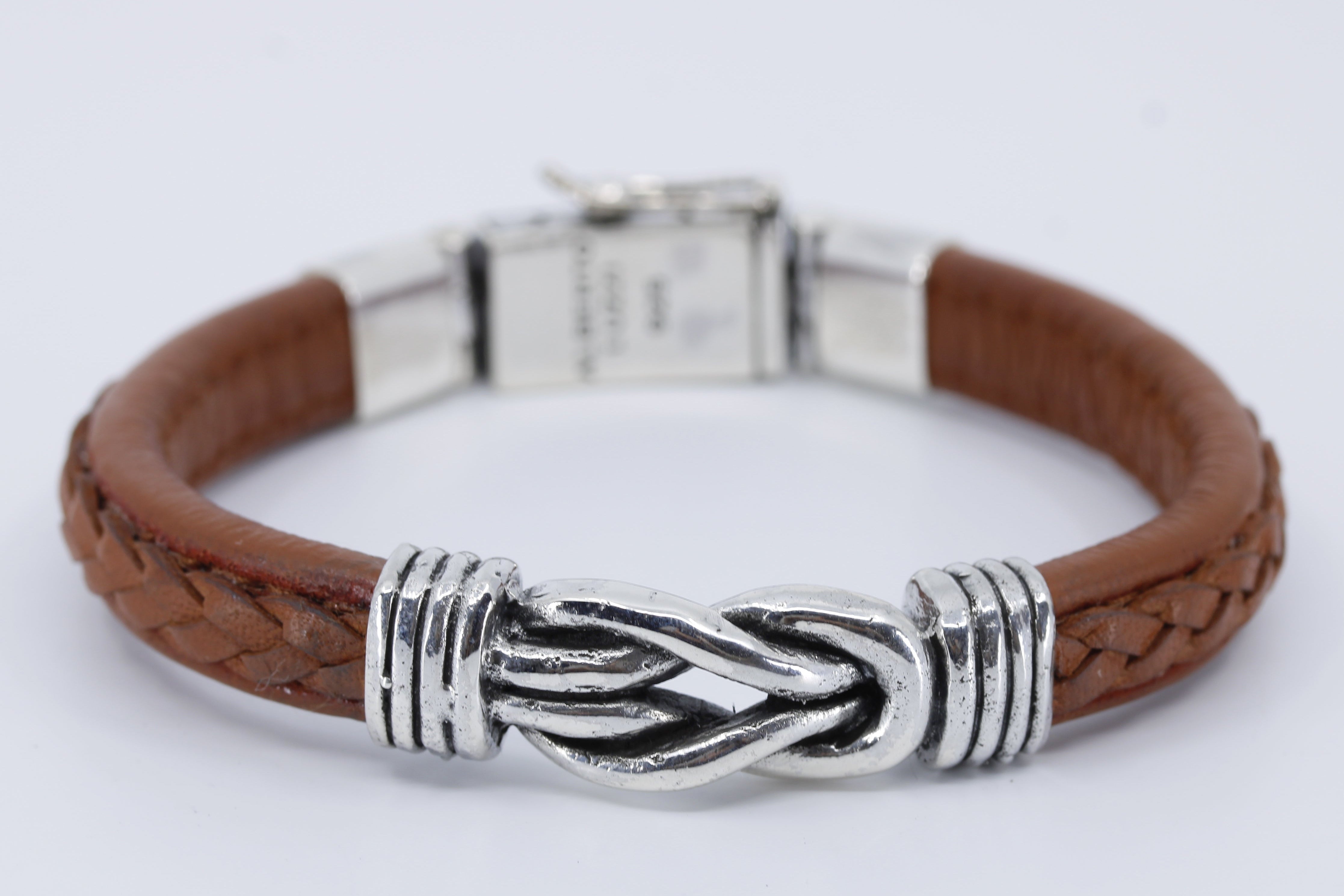 NOVA Knot Leather Bracelet