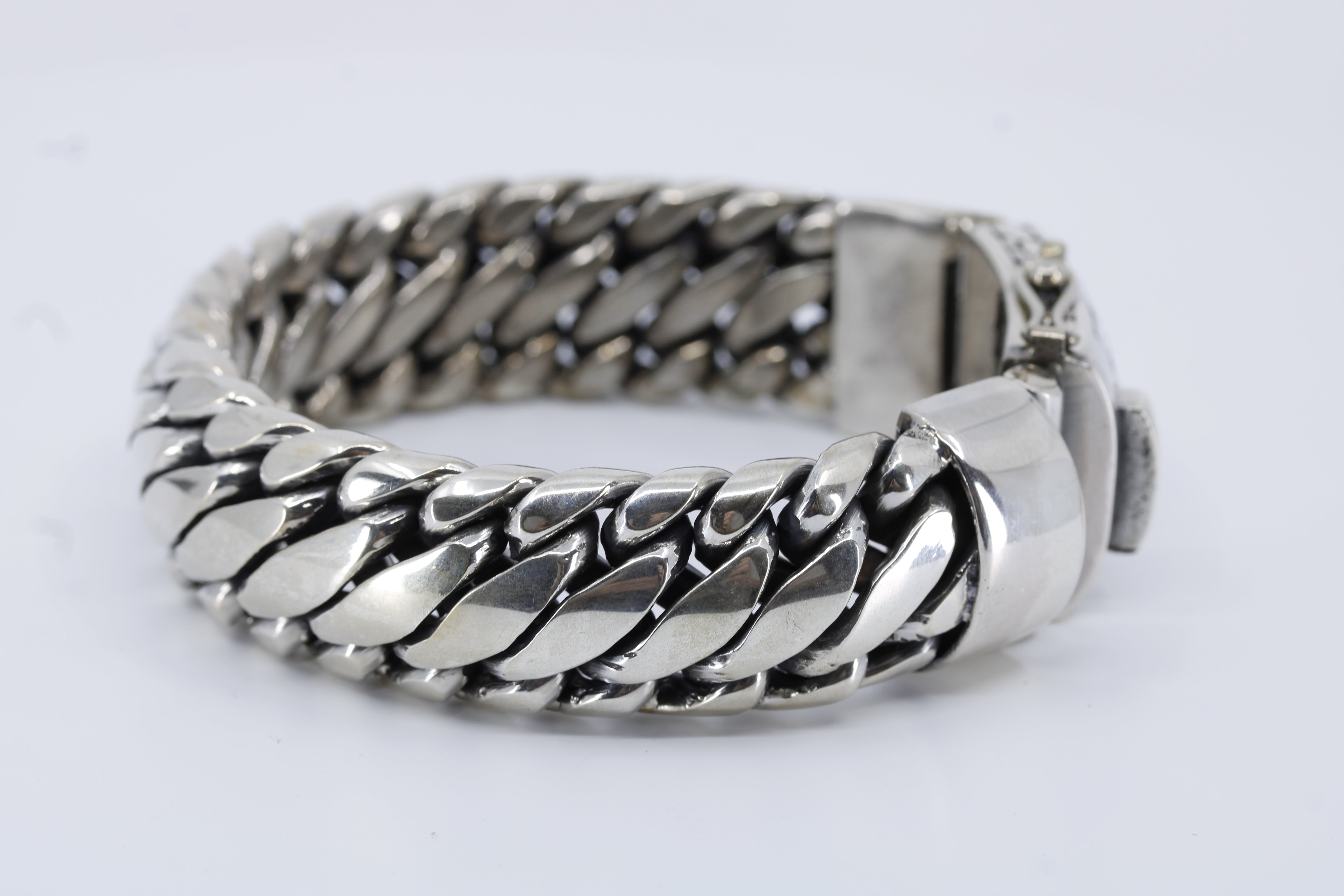 Casa Bali Curb Chain Bracelet