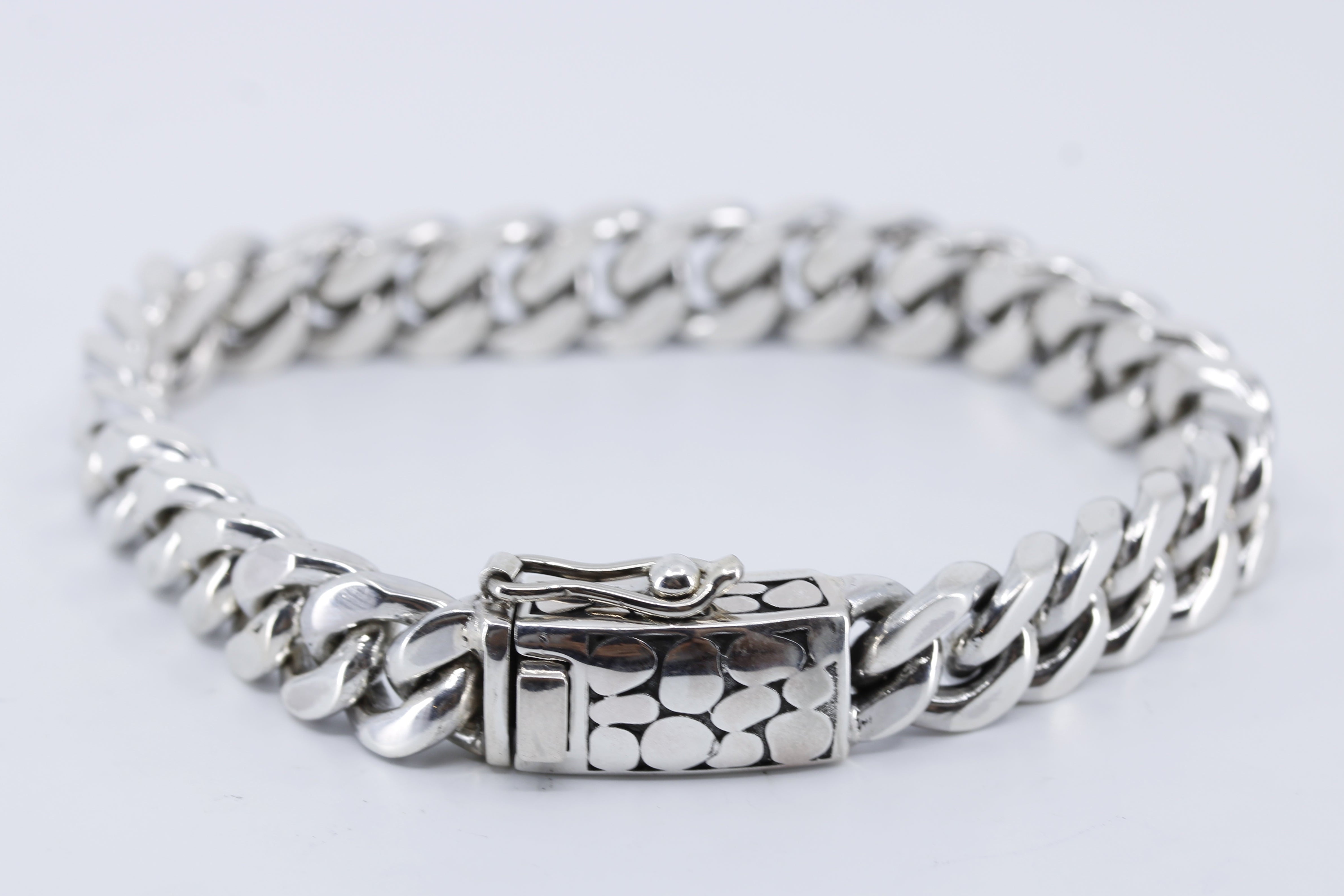 SAAR Classic Curb Chain Bracelet