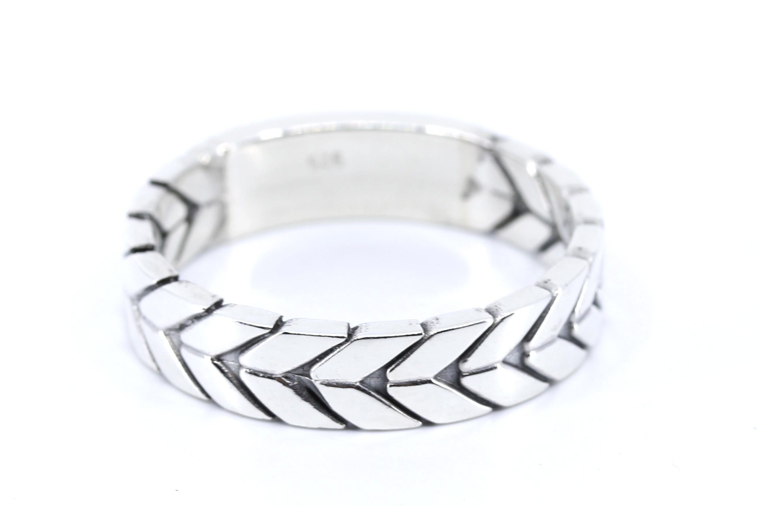 SAAR Chevron Ring