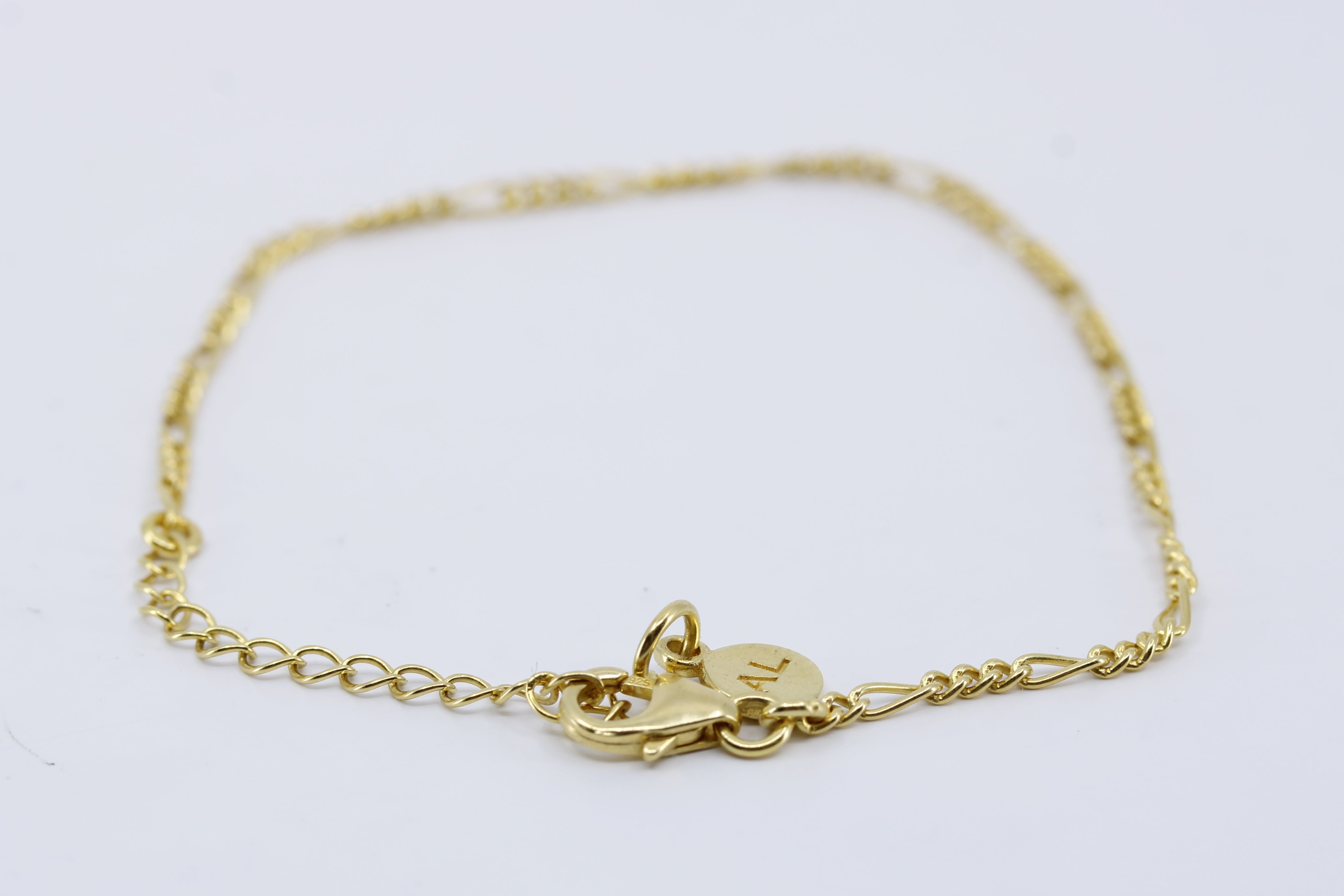 ESSENZA Slim Figaro Chain Bracelet