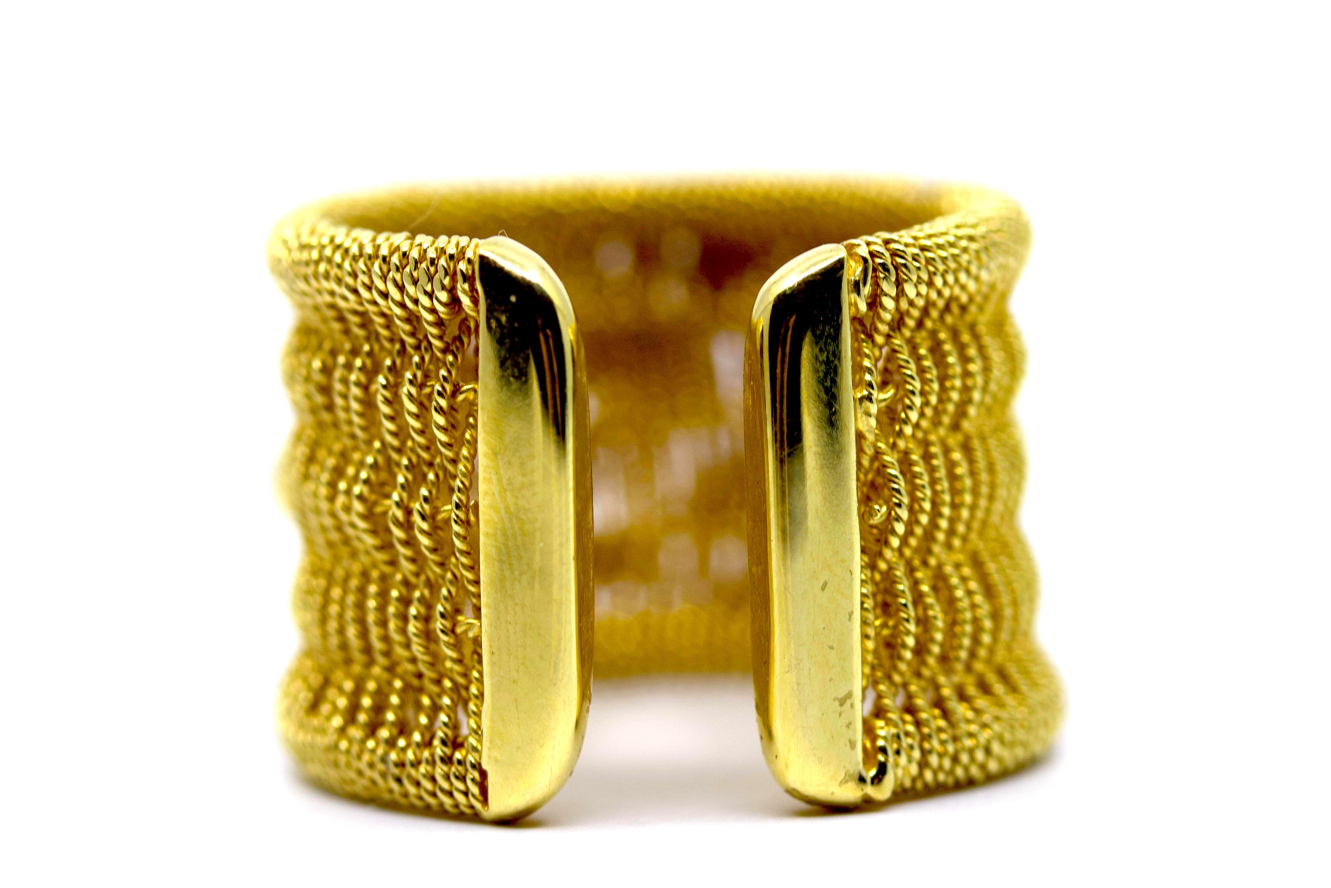 RICAMI 18K Gold Vermeil Ring with Gold and Diamonds