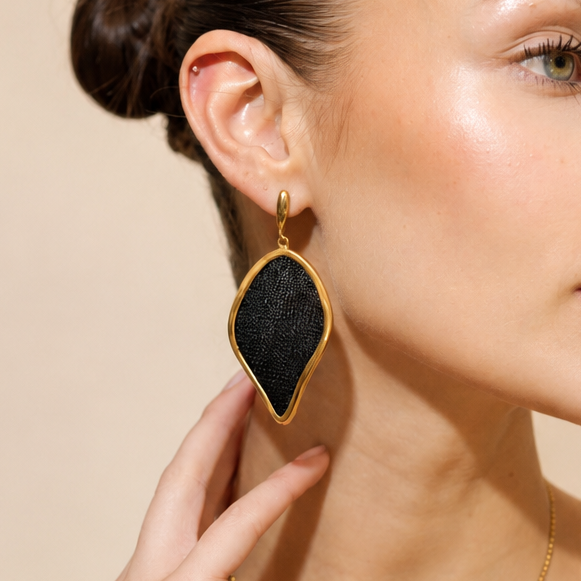 AIMA 18K Gold Vermeil Drop Earring with Black Mesh