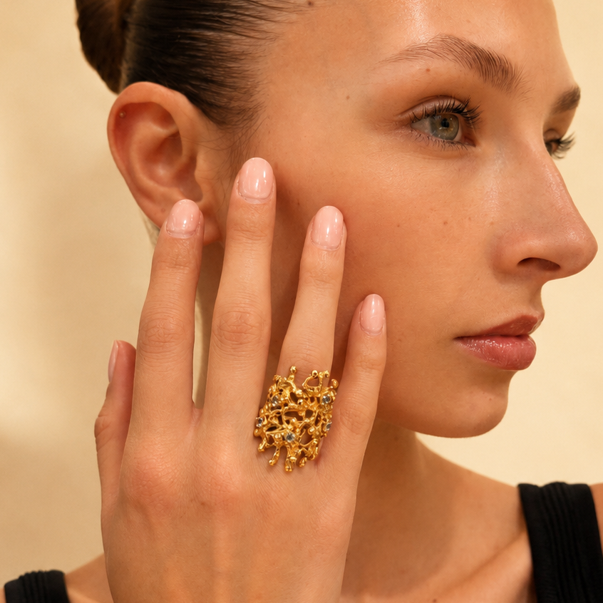 NURAI Cigar Ring with Blue Topaz