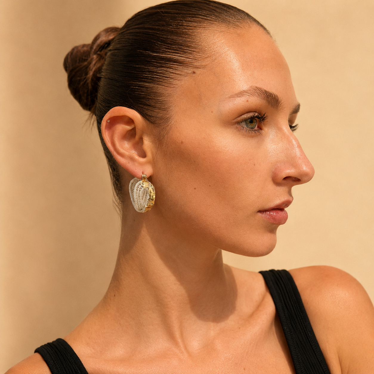 RICAMI Sterling Silver and 18K Gold Vermeil Motif Twisted Hoop Earring