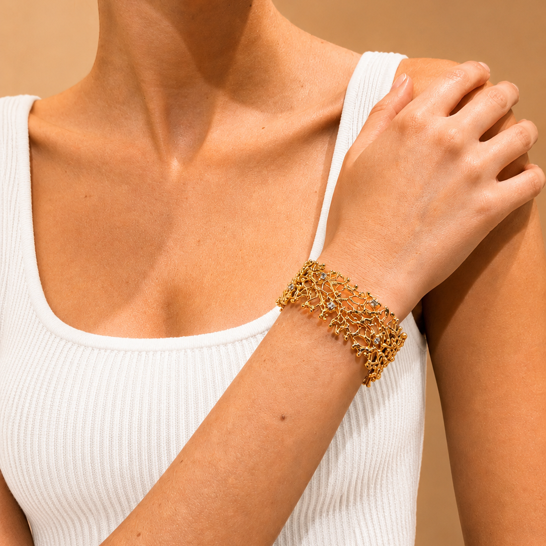NURAI Cuff Bracelet with Topaz