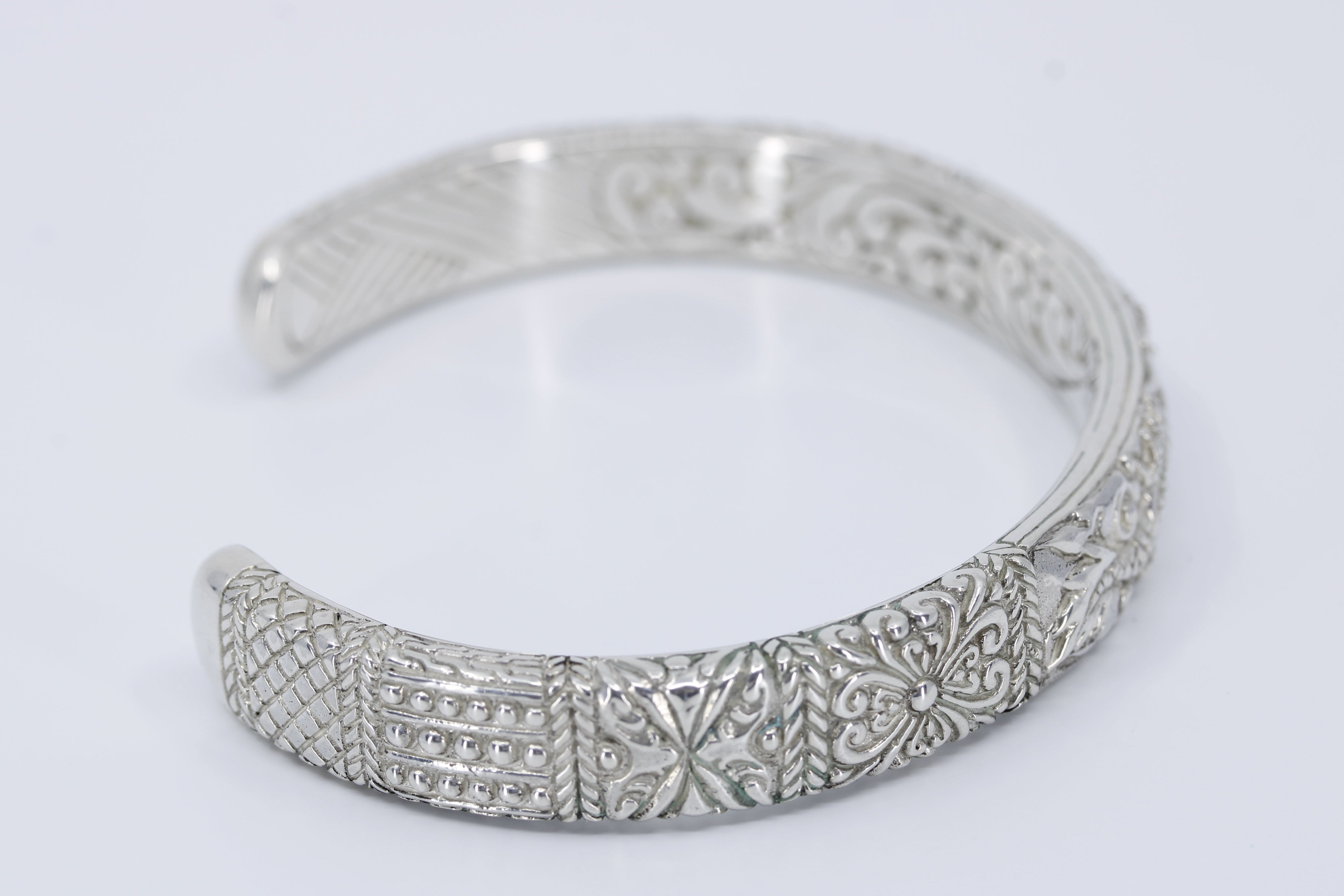 JAYA Engraved Cuff Bracelet