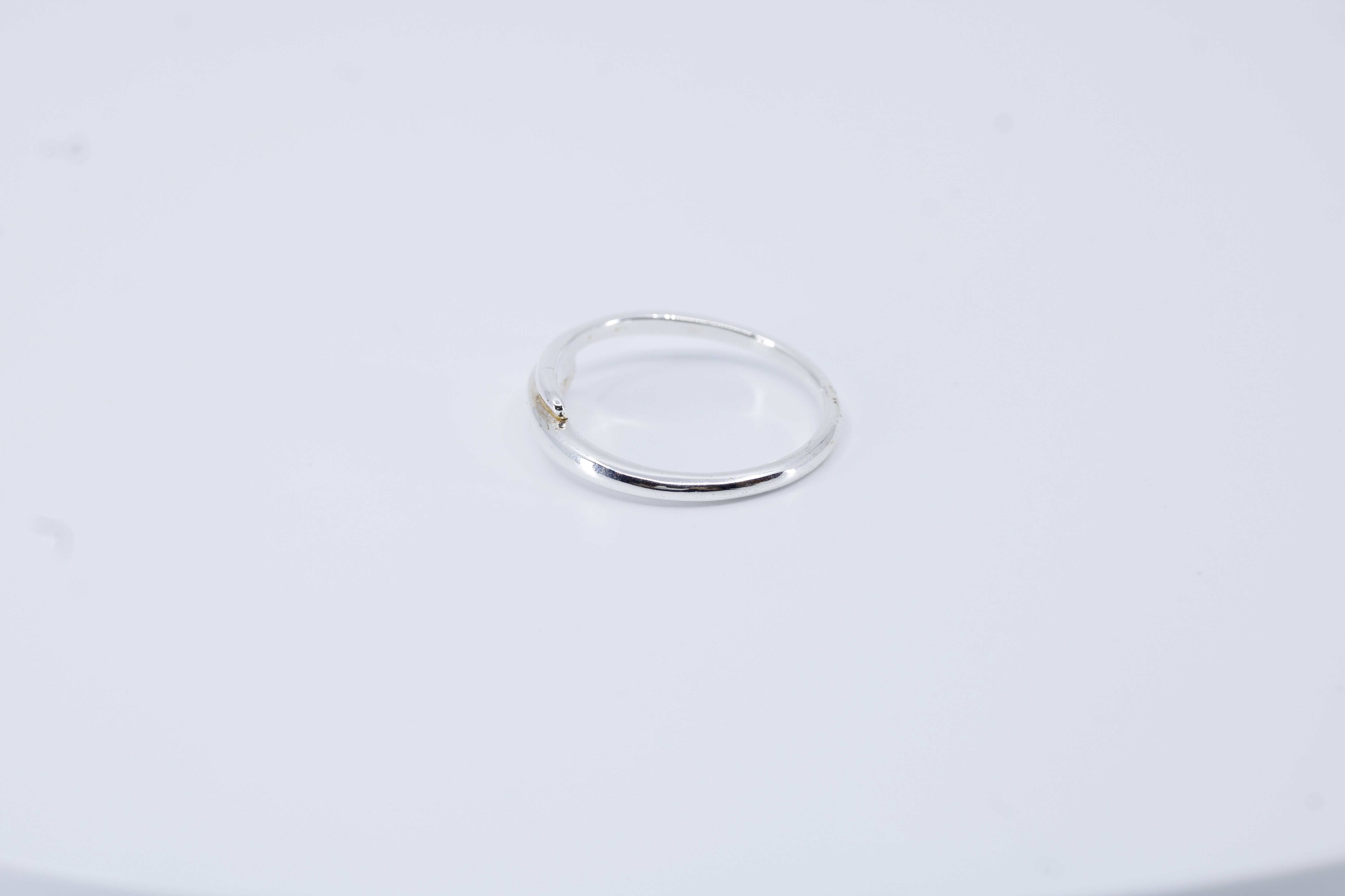 Linea Overlap Bar Band