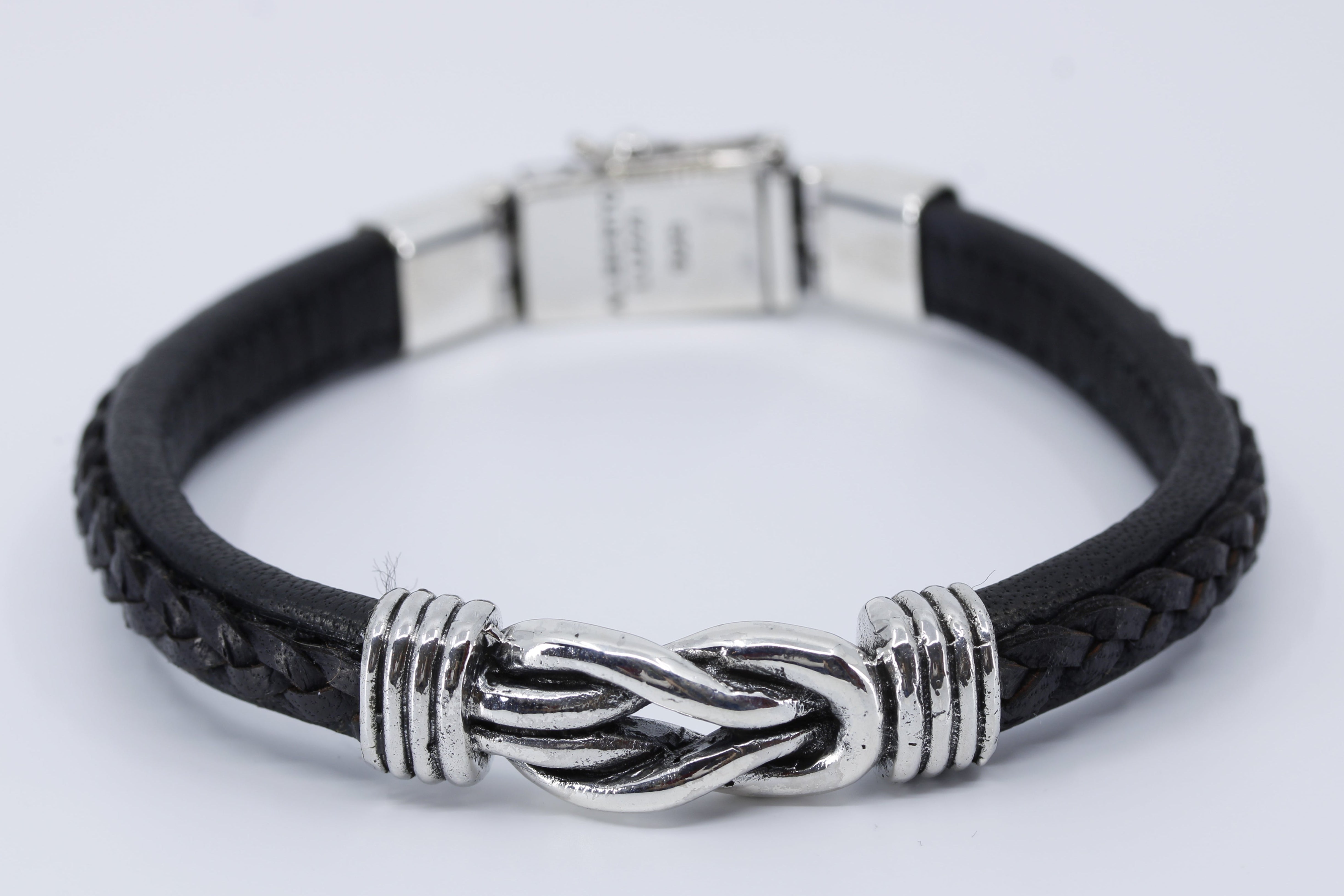 NOVA Knot Leather Bracelet