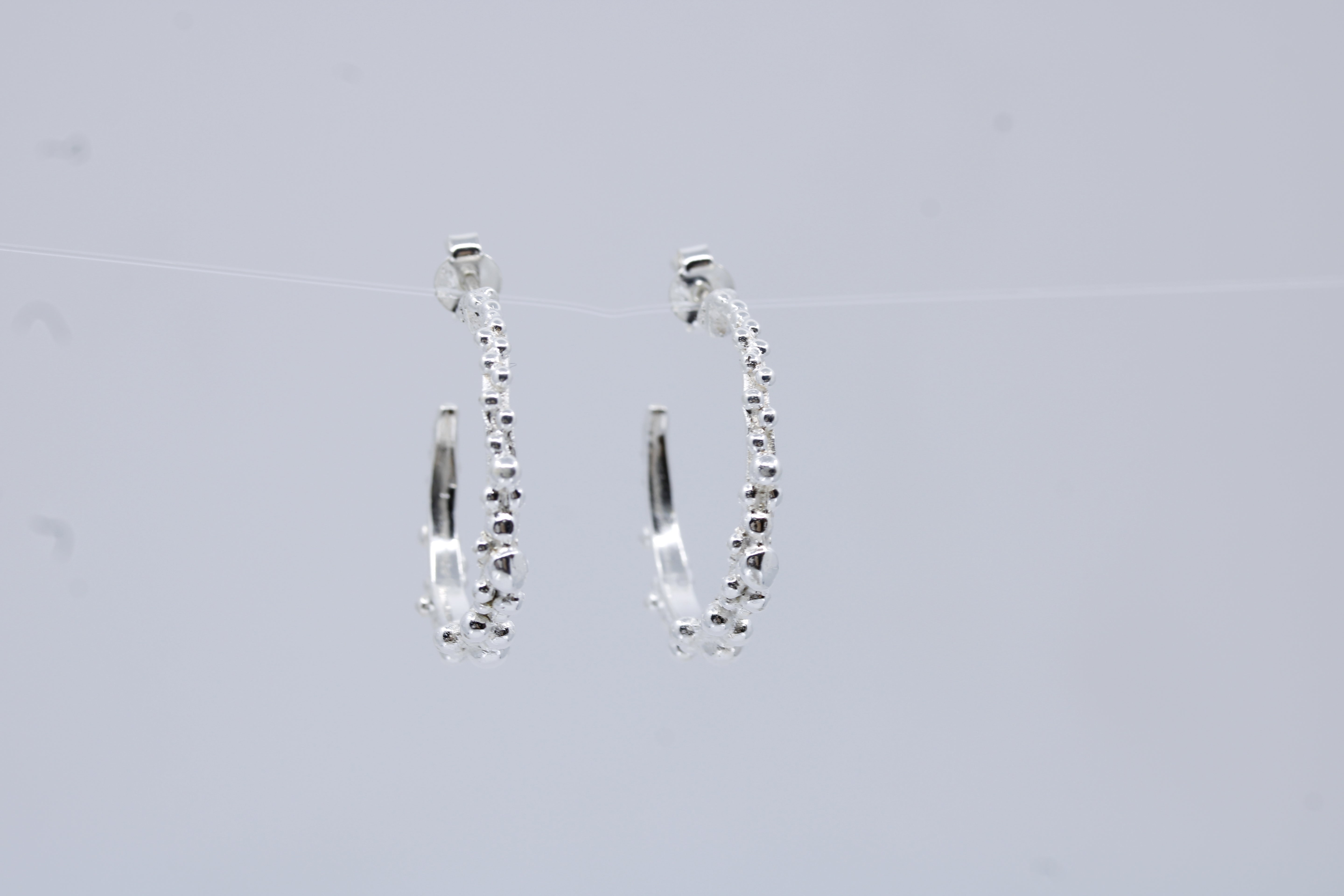 Caviar Small Hoop Earrings