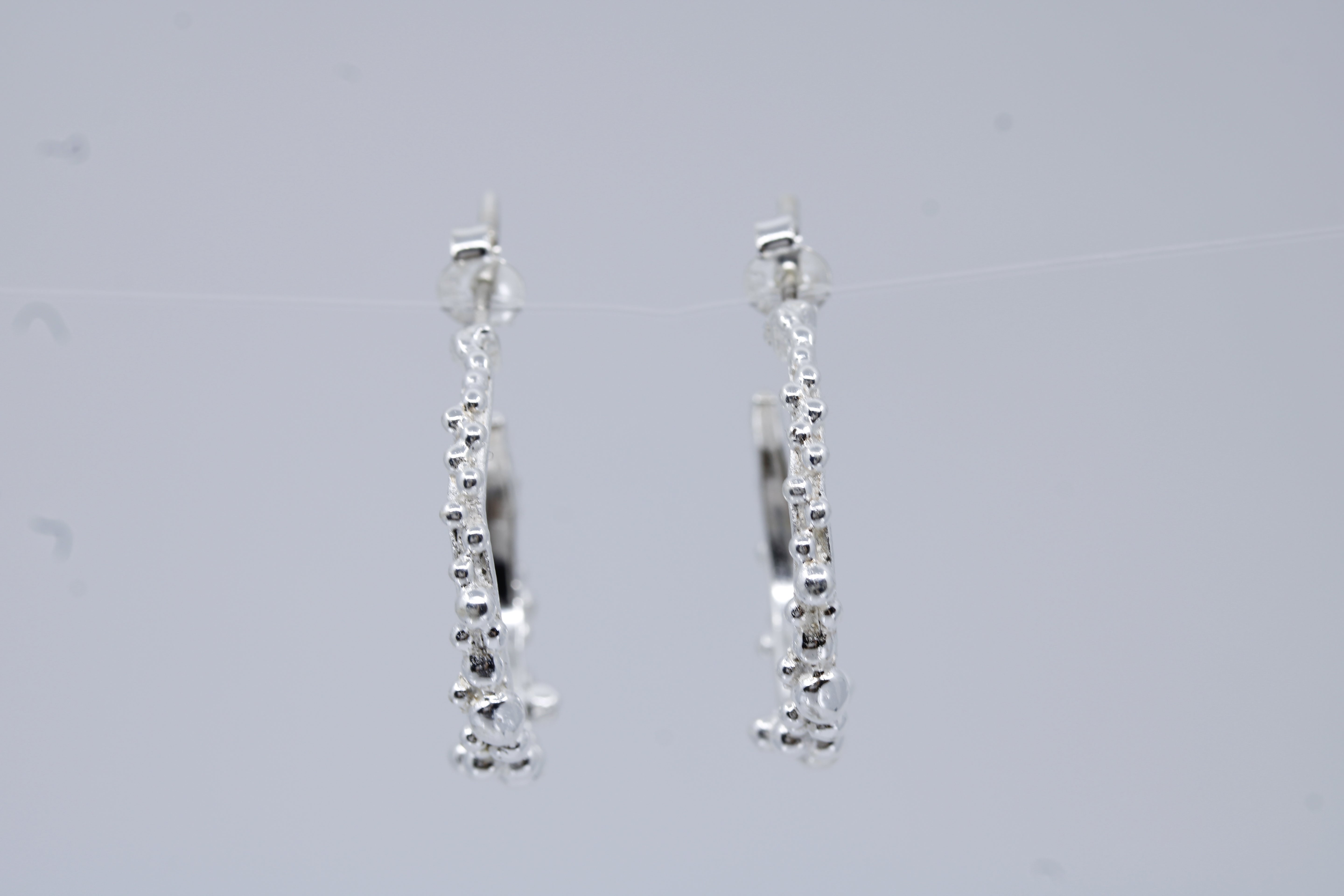 Caviar Small Hoop Earrings