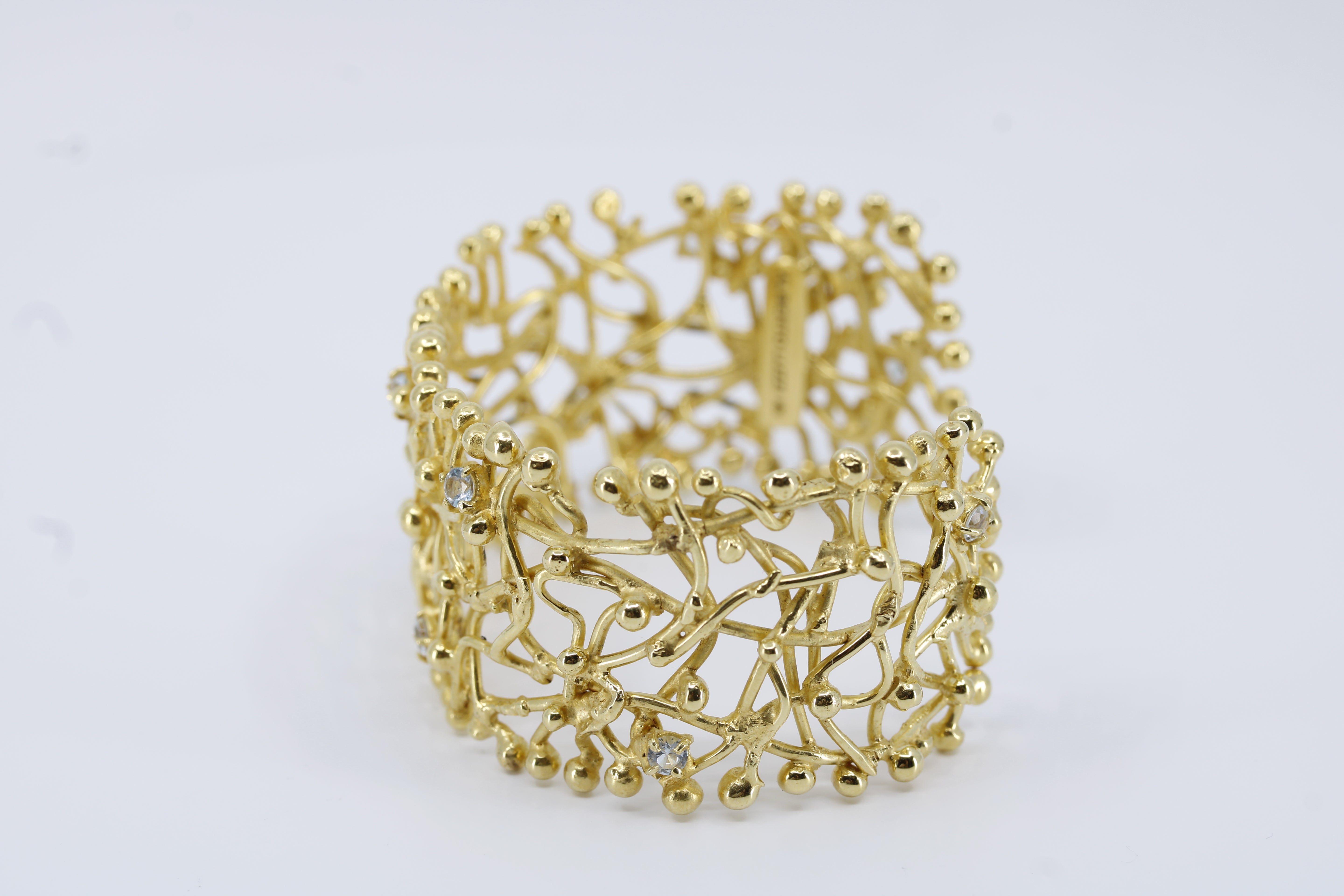 MAREA Cuff Bracelet with Topaz