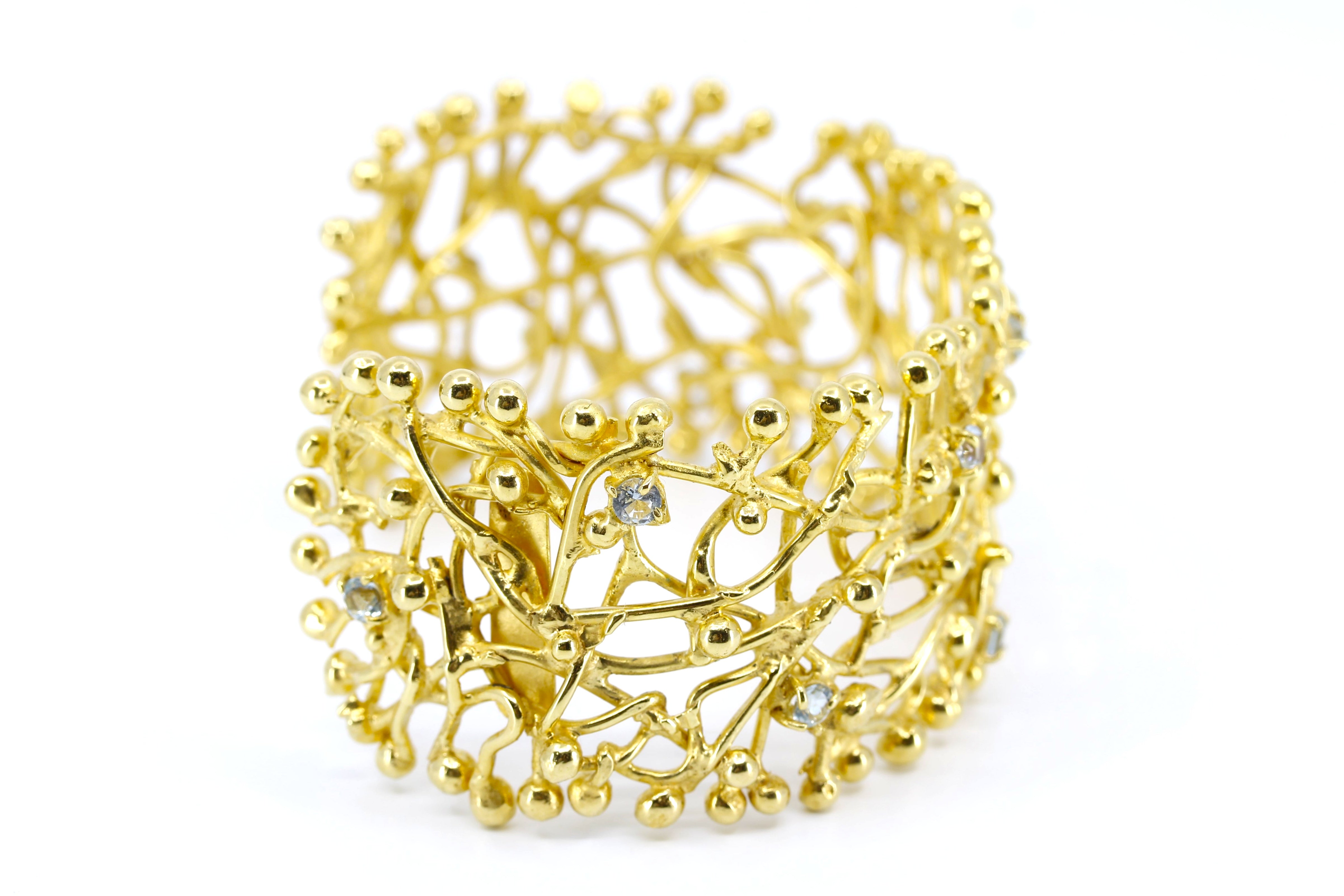 NURAI Cuff Bracelet with Topaz