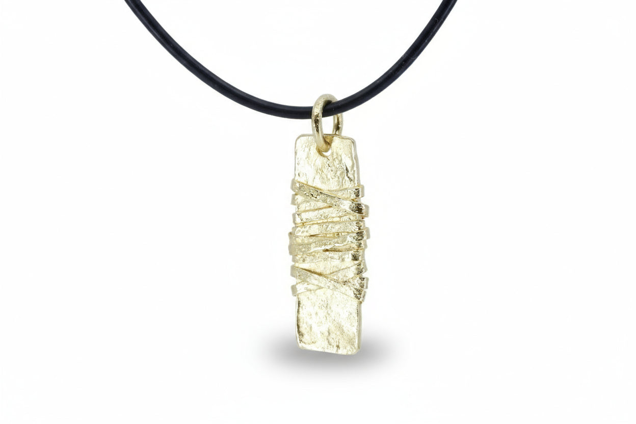 JAYA 18K Gold Vermeil Column Pendant