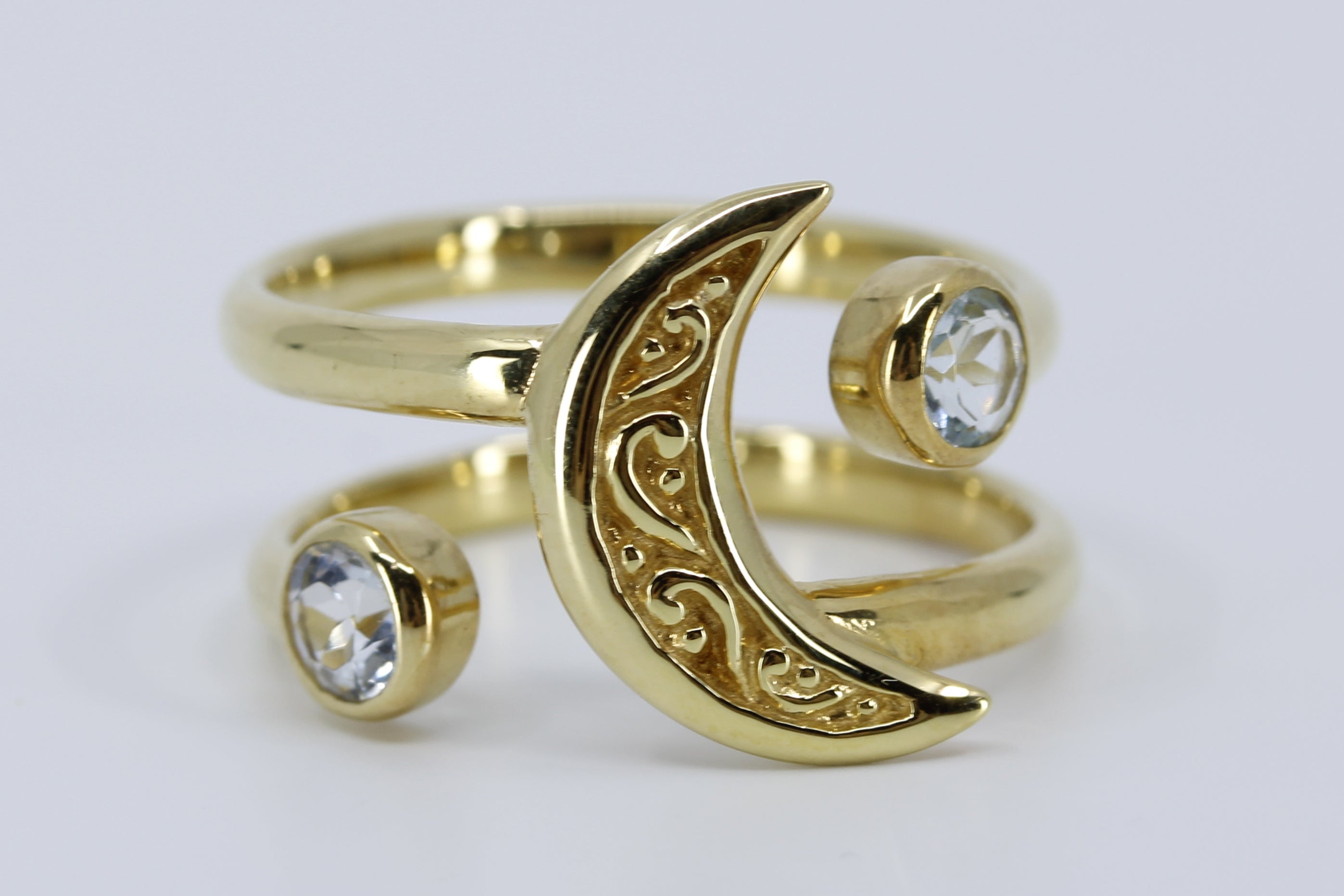 VENERE Ring with Blue Topaz