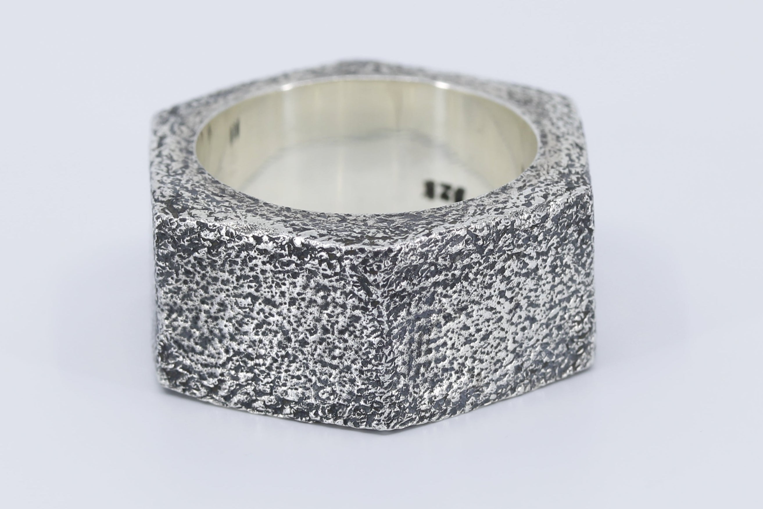 JAYA Industrial Band Ring