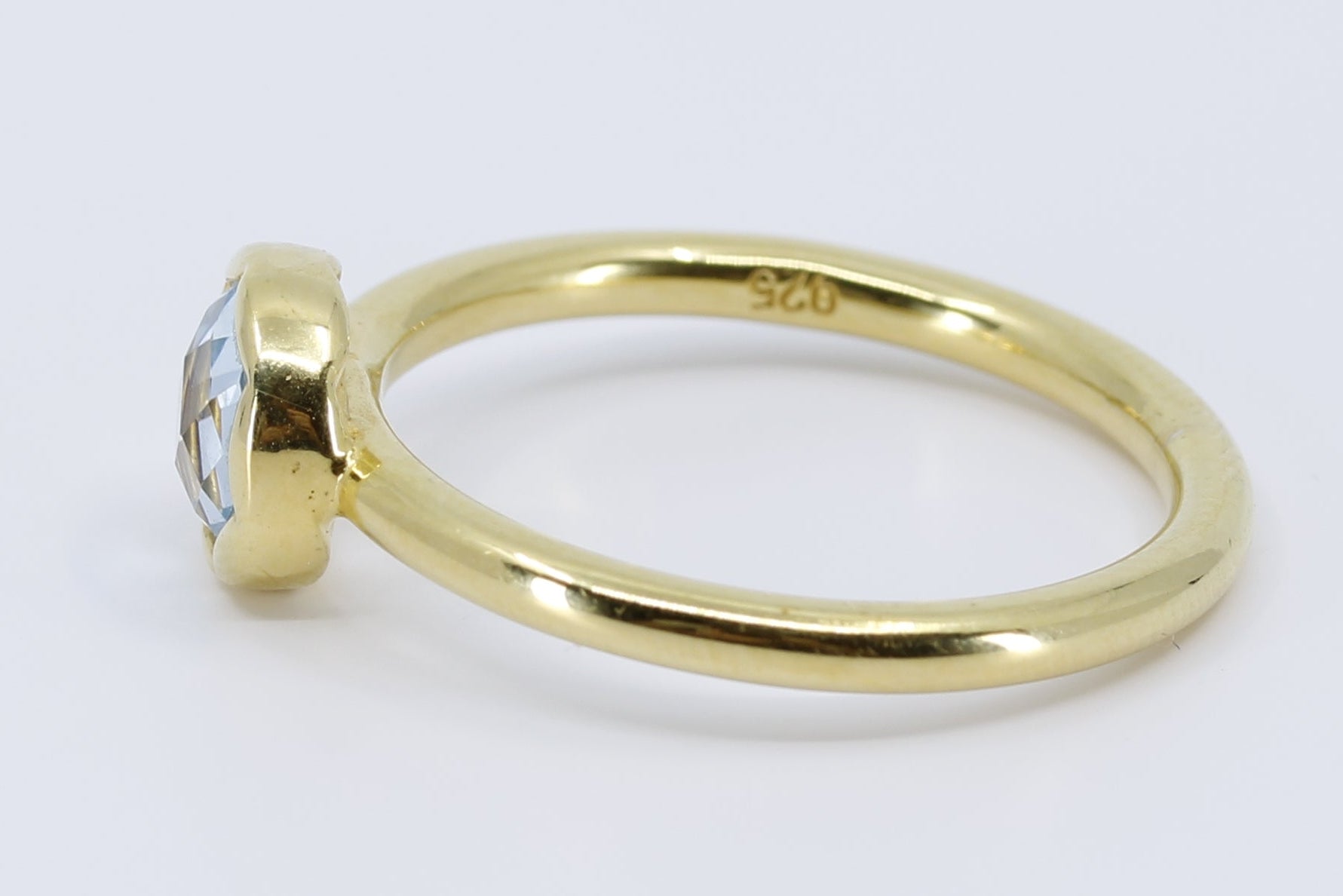 AURORA Bezel Ring with Blue Topaz