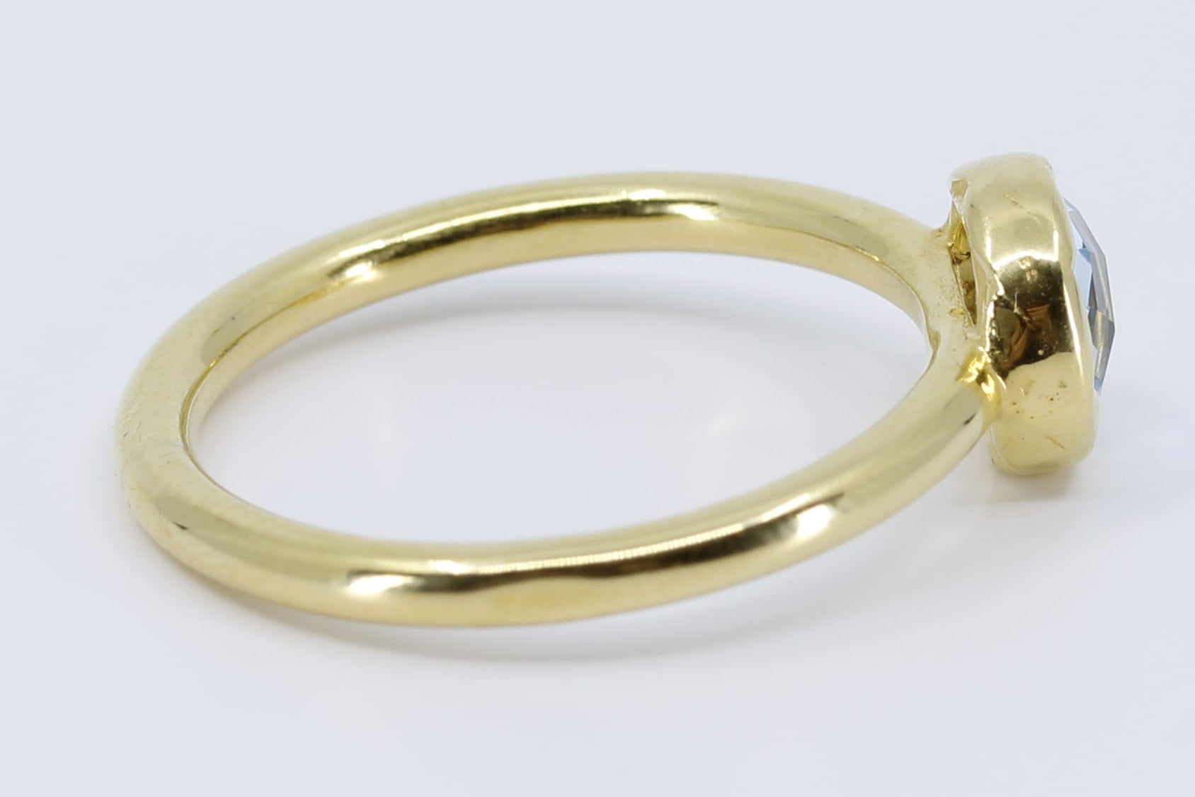 AURORA Bezel Ring with Blue Topaz