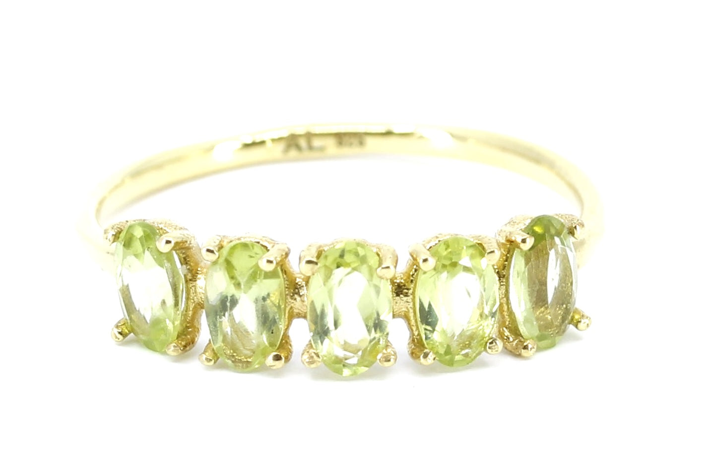 AURORA Peridot Bar Ring