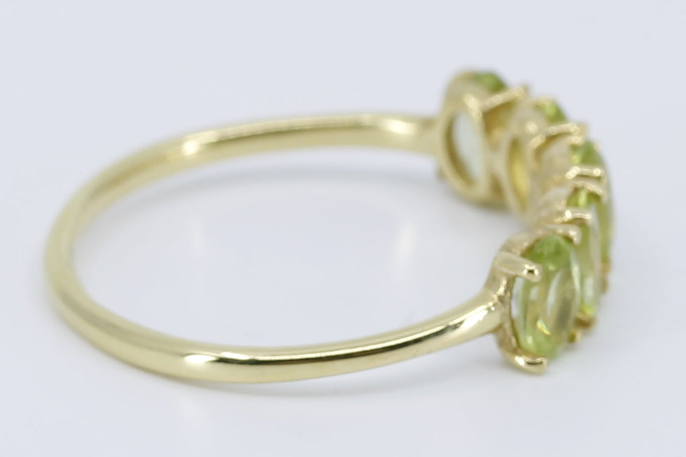 AURORA Peridot Bar Ring