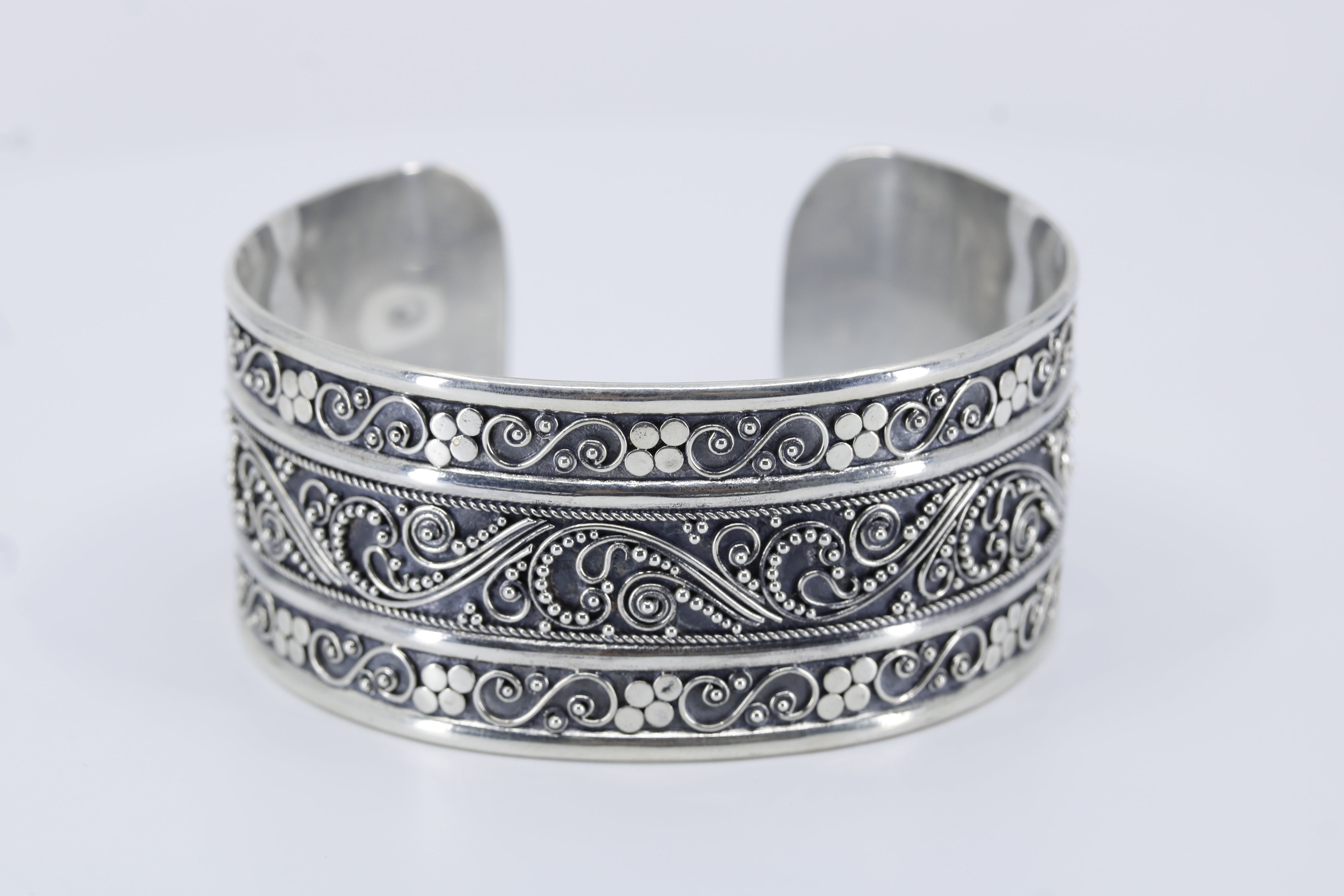 RAVENNA Engraved Cuff Bracelet