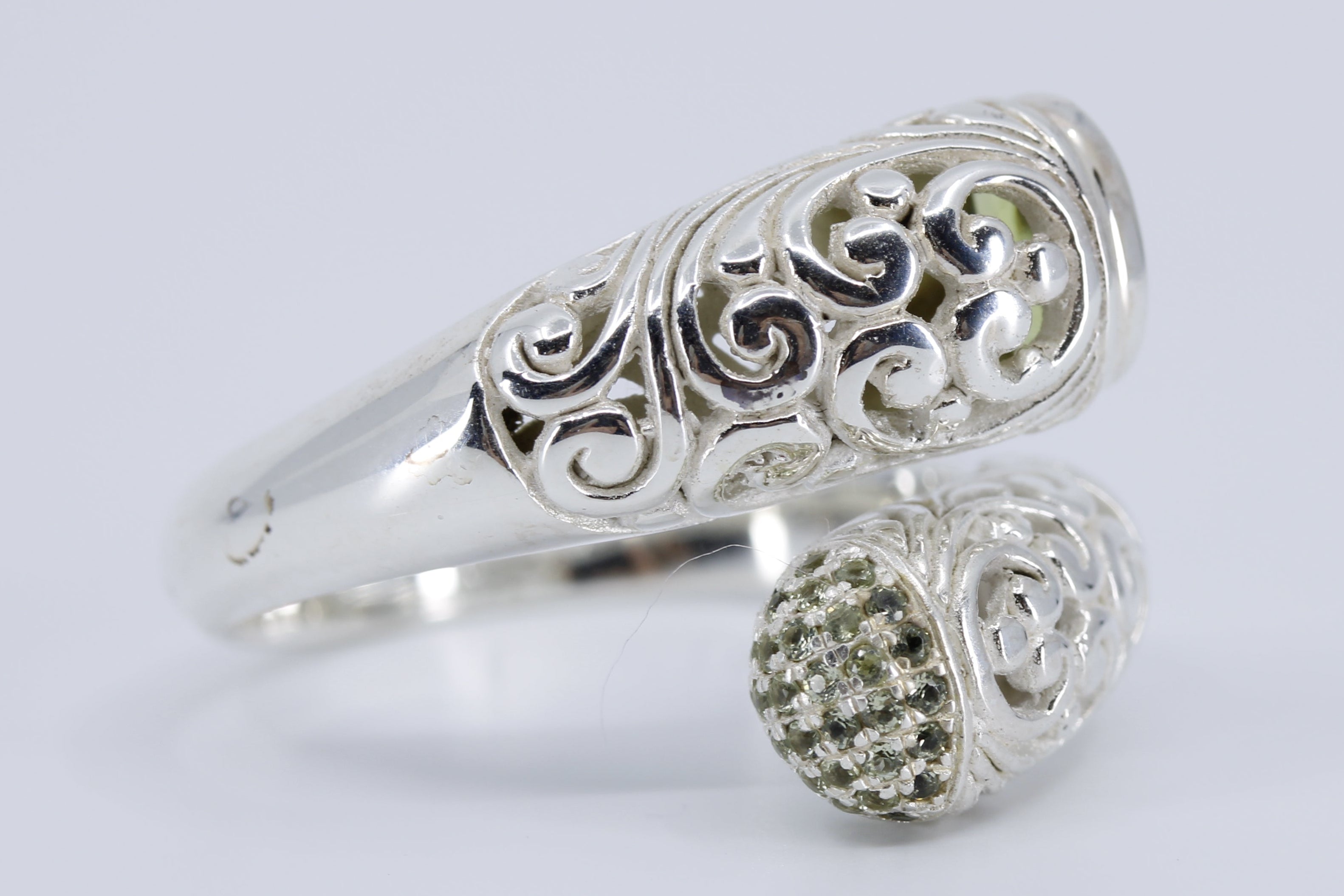 ALBA  Peridot Bypass Ring