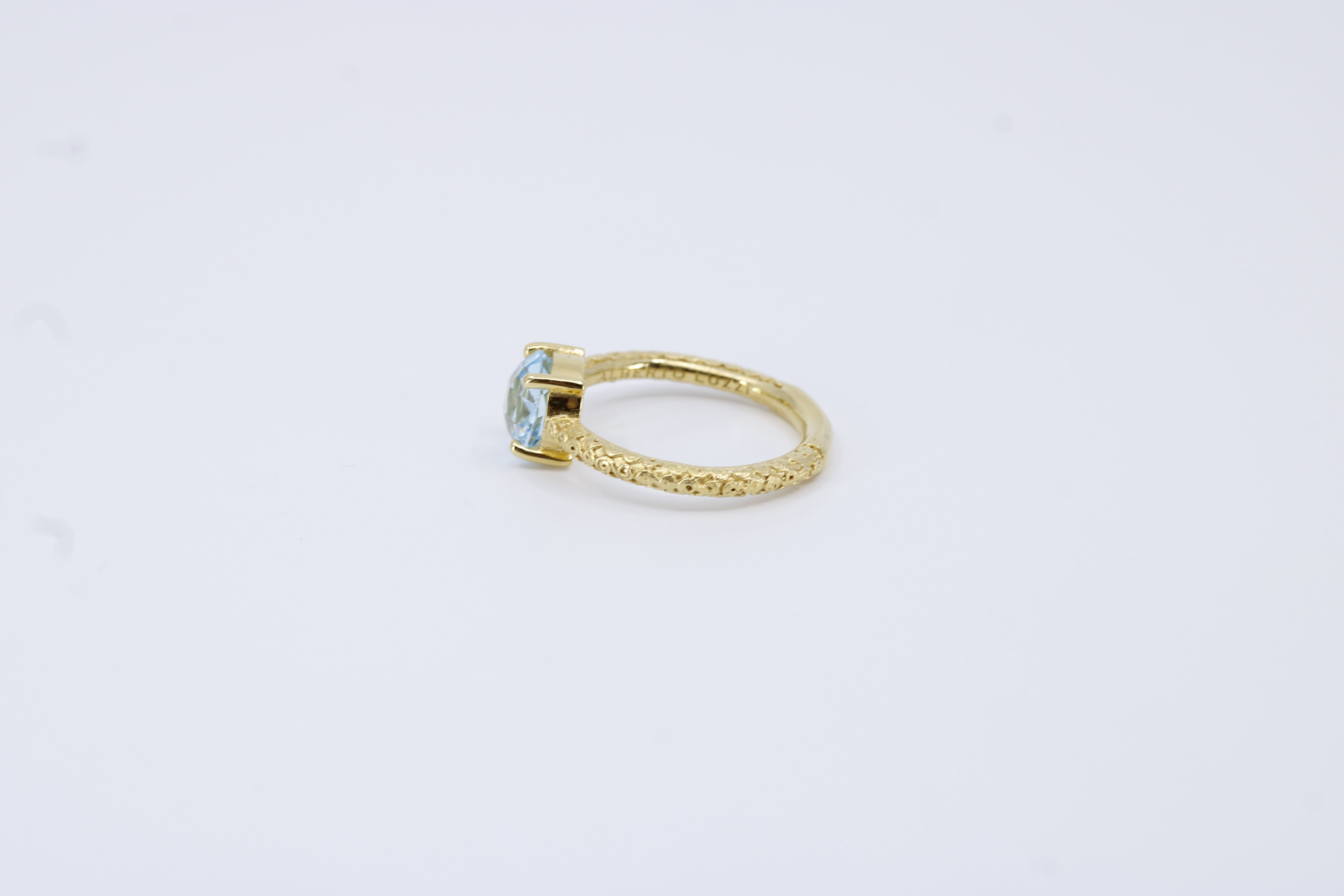 Il Gattopardo Classic Solitaire Ring with Blue Topaz