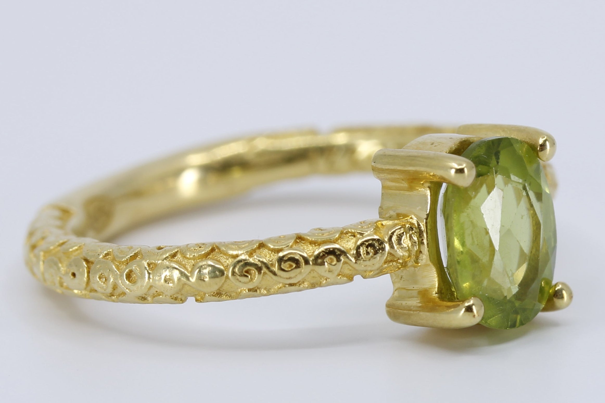 Il Gattopardo Solitaire Ring with Green Amethyst