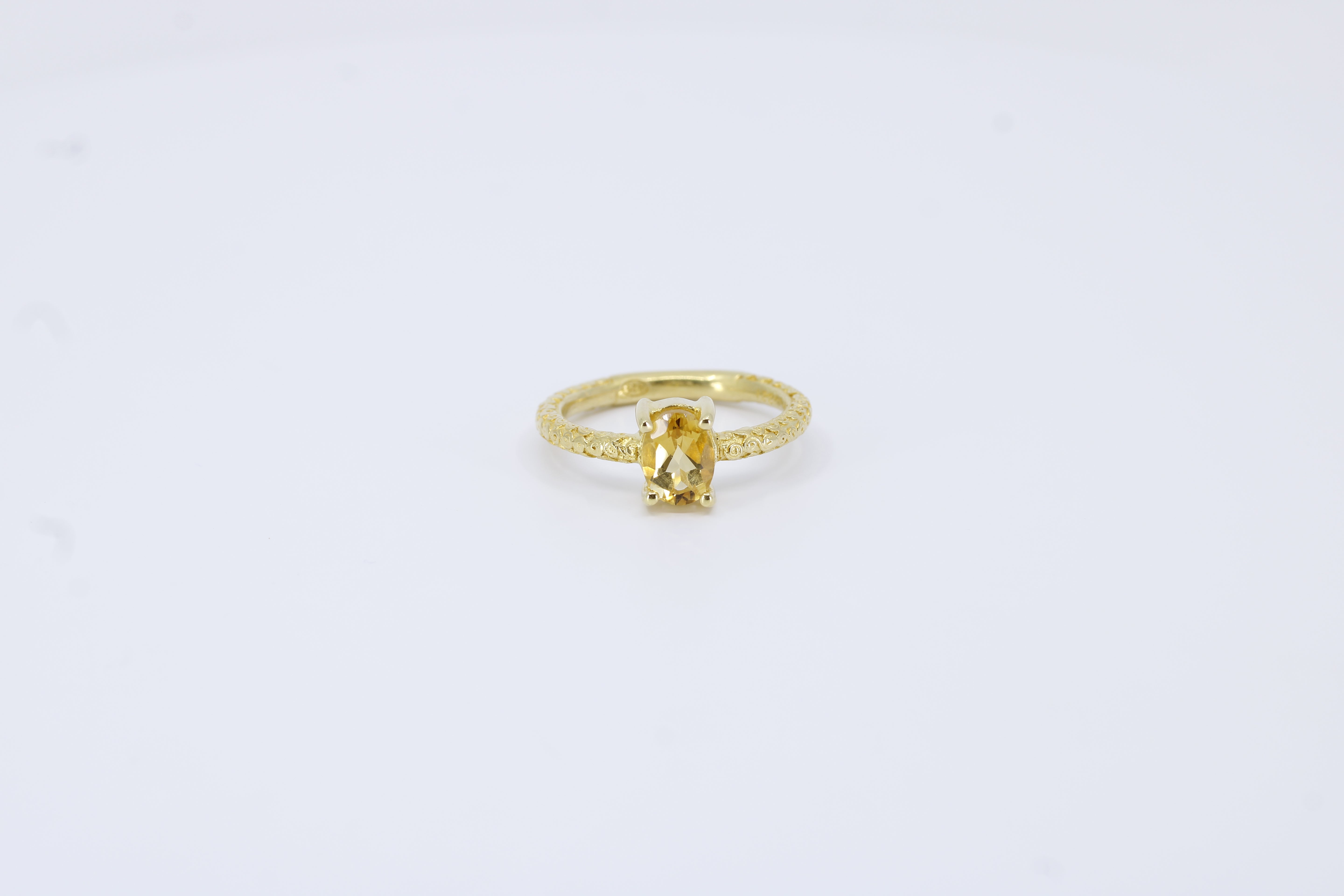 Il Gattopardo Solitaire Ring with Lemon Quartz