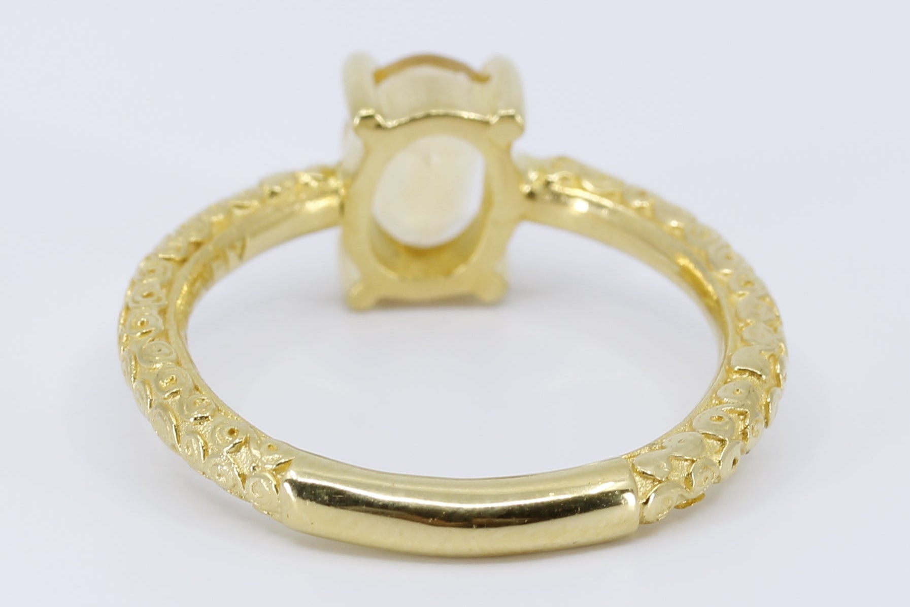 AURORA Solitaire Ring with Lemon Quartz