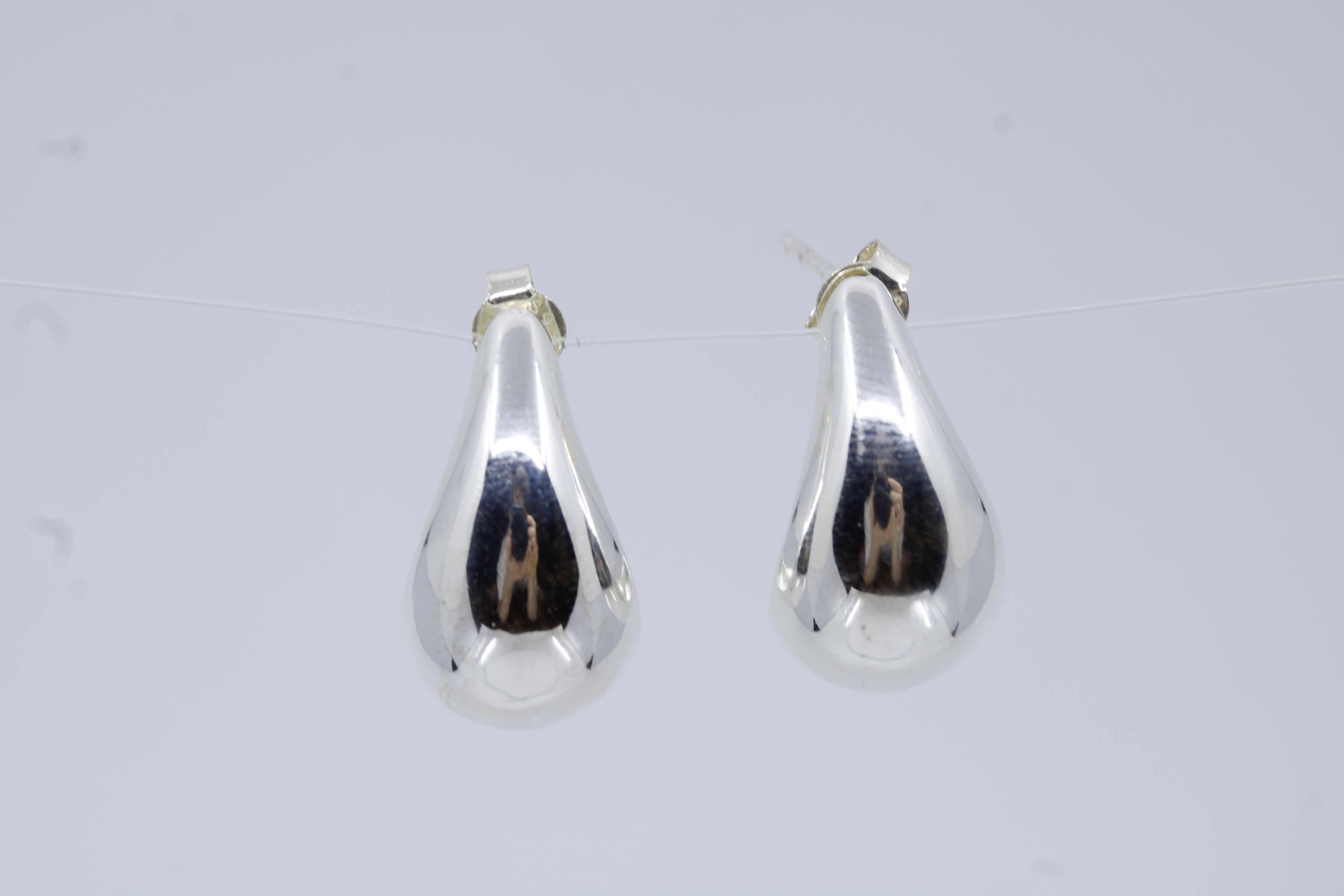 Linea Teardrop Hoop Earrings